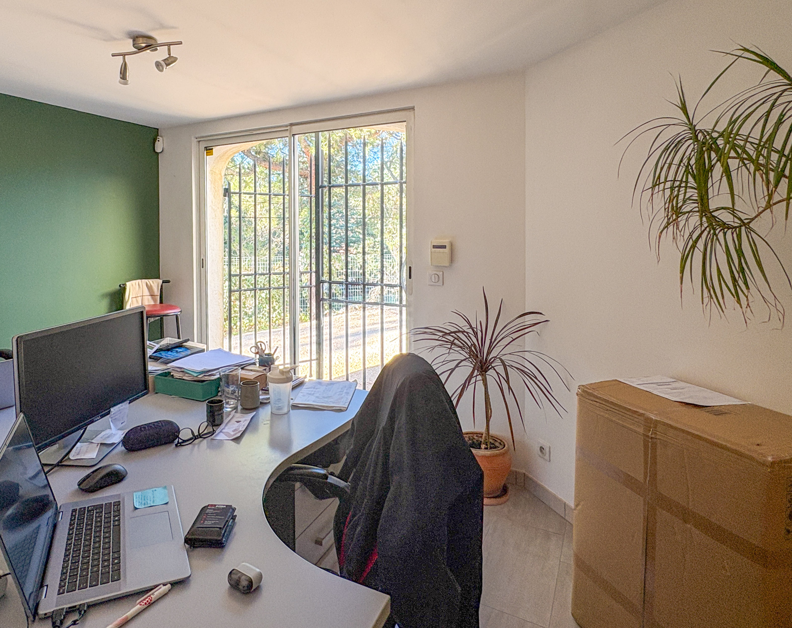 Propriété en France à vendre à Fuveau, Bouches-du-Rhône - €1 275 000 - photo 