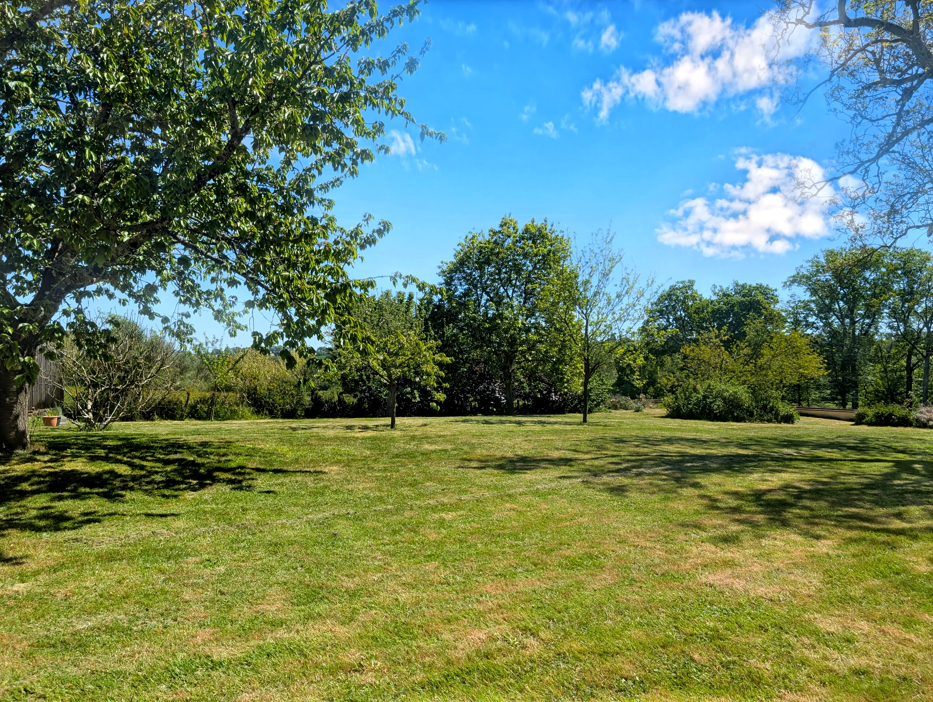 Propriété en France à vendre à Saint-Cyr-la-Rosière, Orne - €1 100 000 - photo 