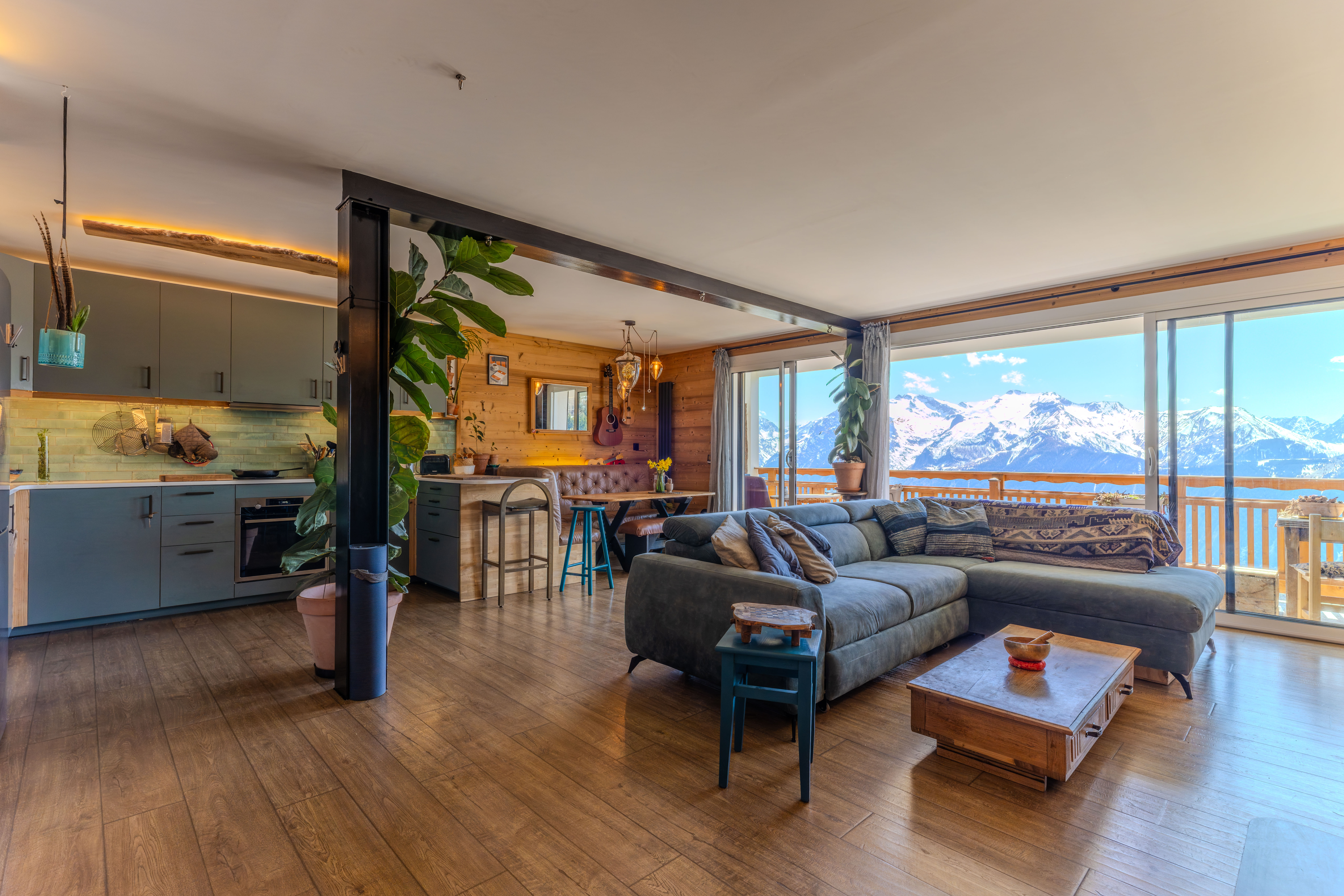 Propriété en France à vendre à Huez, Isère - €895 000 - photo 