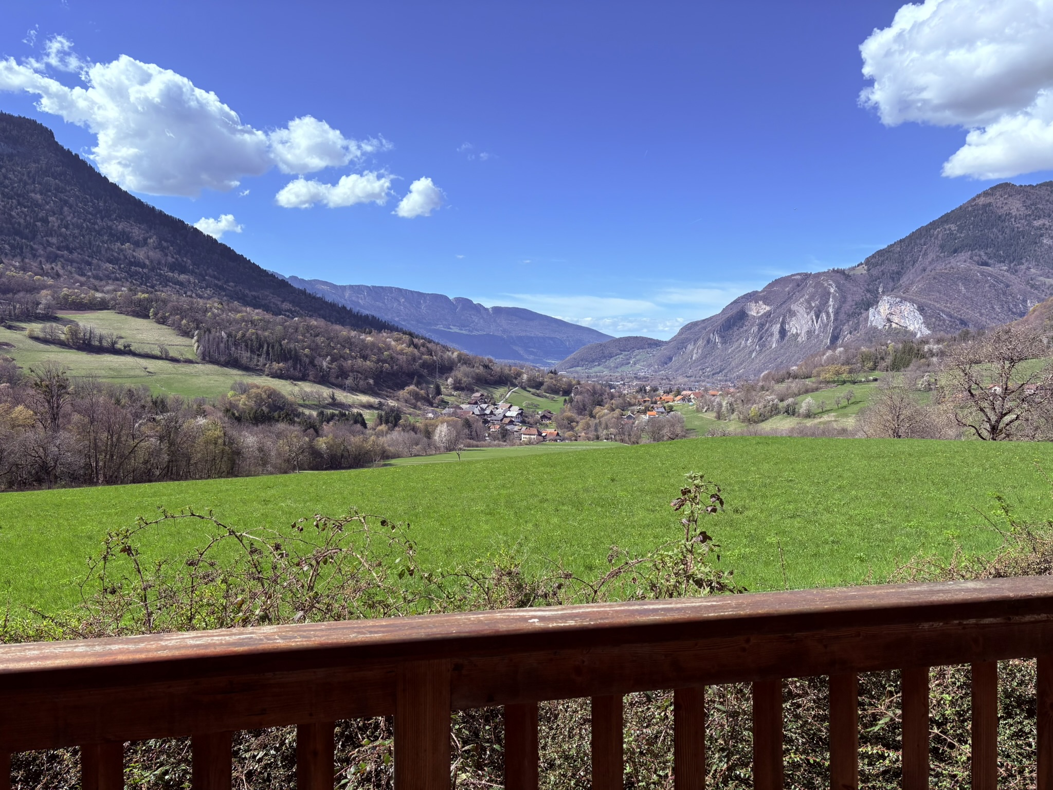 Propriété en France à vendre à Faverges-Seythenex, Haute-Savoie - €795 000 - photo 