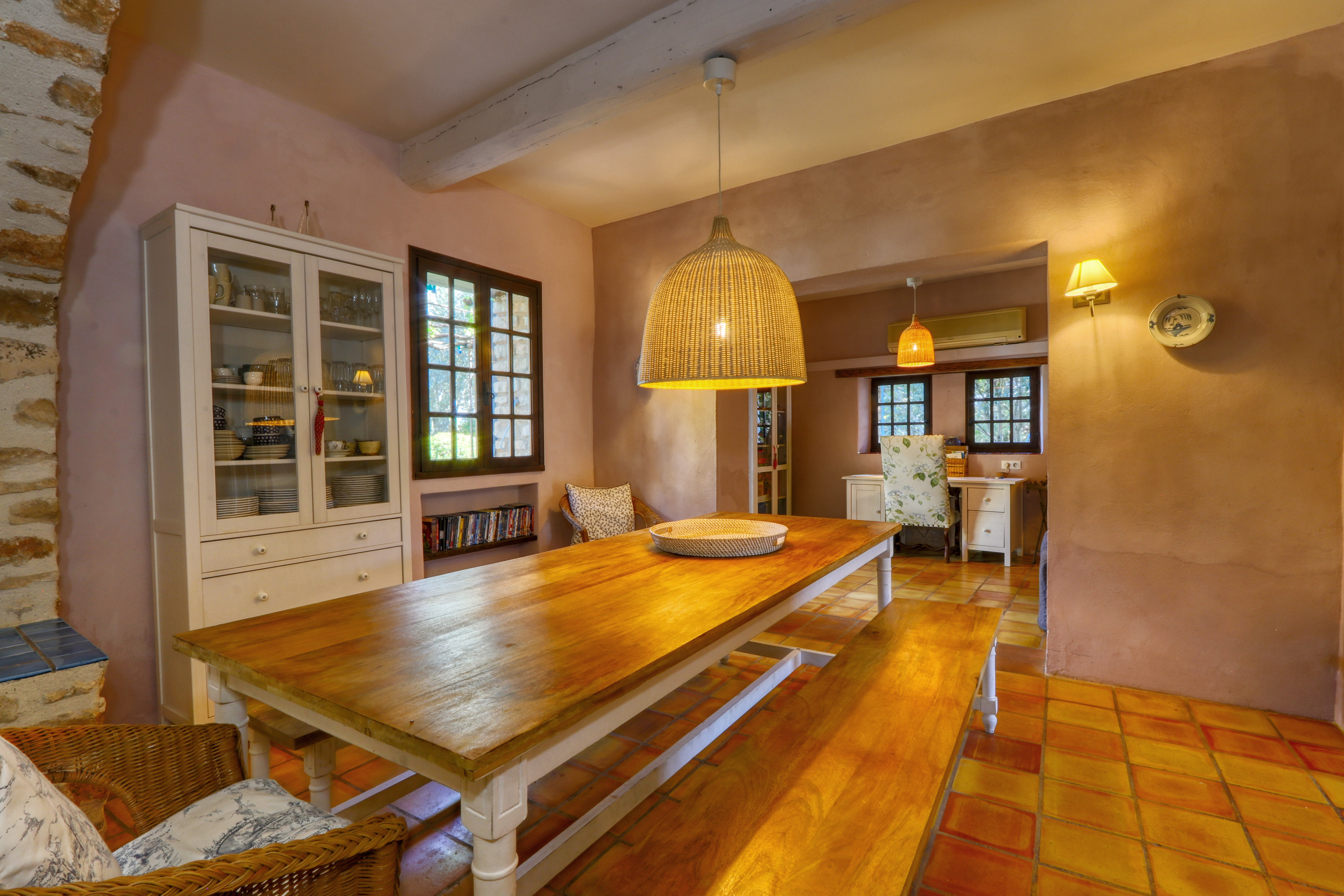 French property for sale in Villars, Vaucluse - €940,000 - photo 