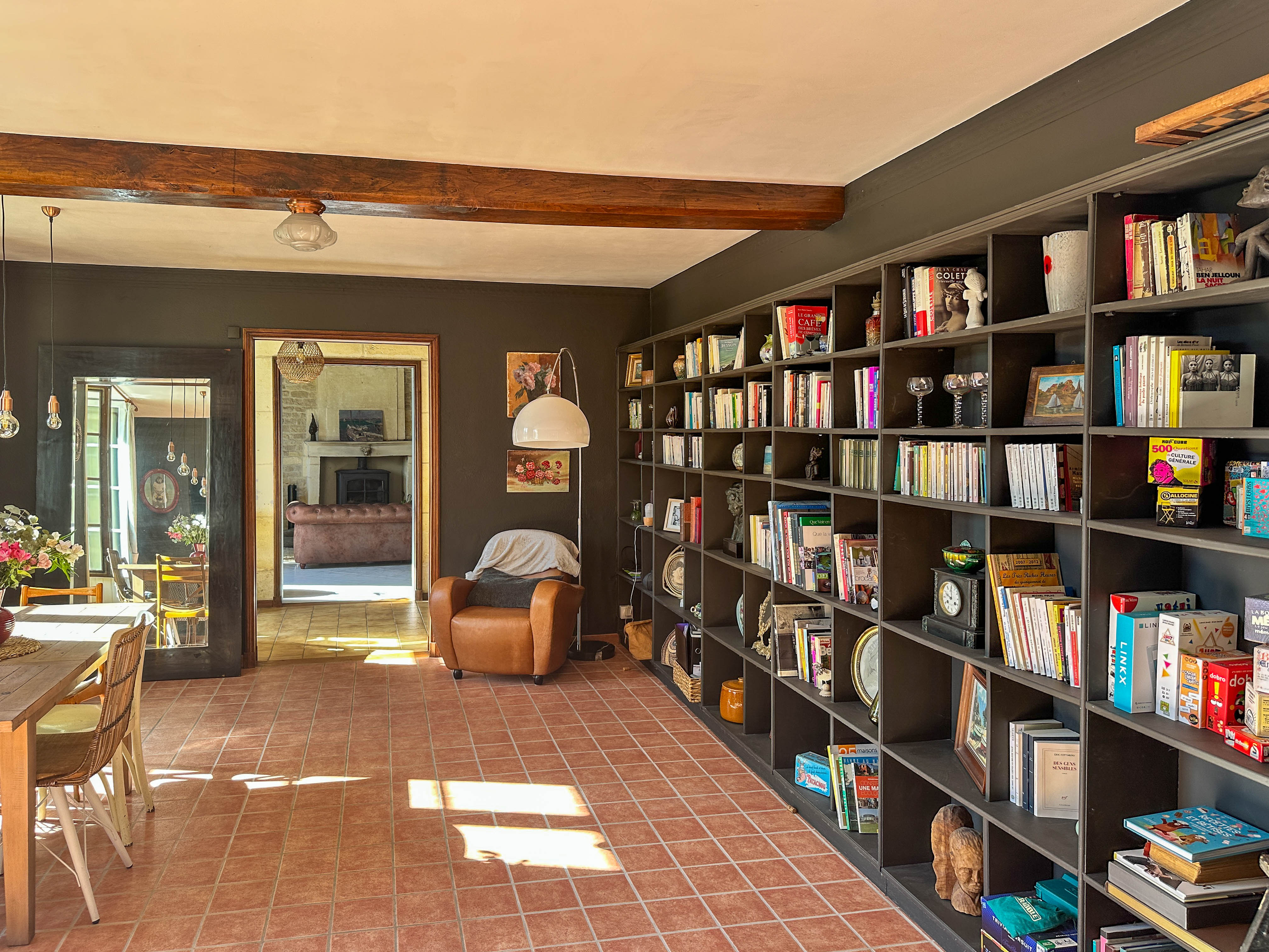 Propriété en France à vendre à Mons, Charente-Maritime - €595 000 - photo 