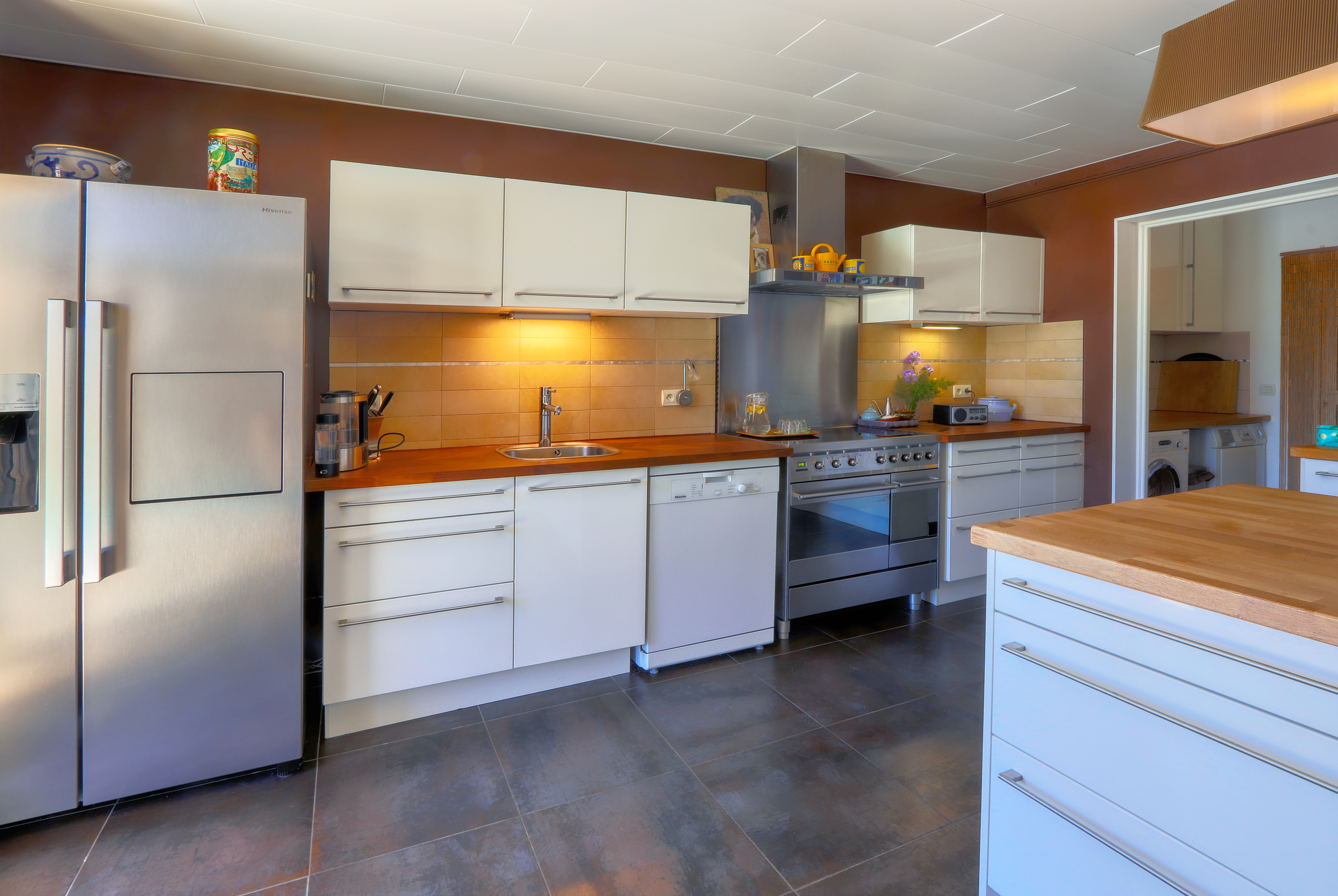 Propriété en France à vendre à Mérindol, Vaucluse - €695 000 - photo 