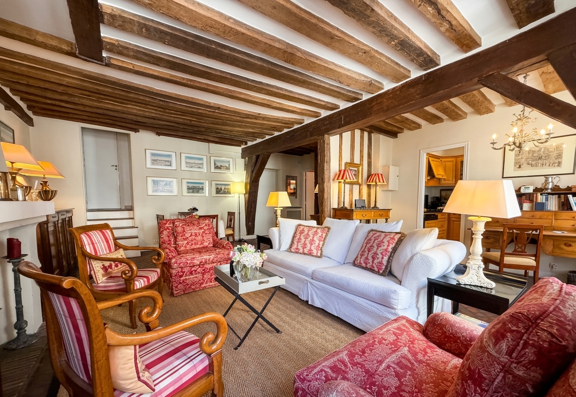 French property for sale in Paris 4e Arrondissement, Paris - €975,000 - photo 