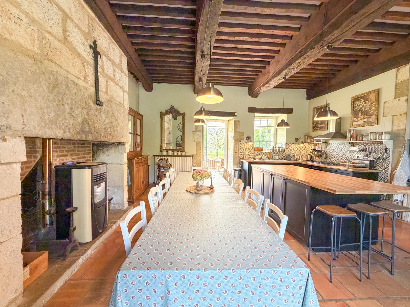 French property for sale in La Bachellerie, Dordogne - €680,000 - photo 