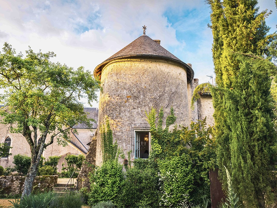 French property for sale in Pressigny, Deux-Sèvres - €670,250 - photo 