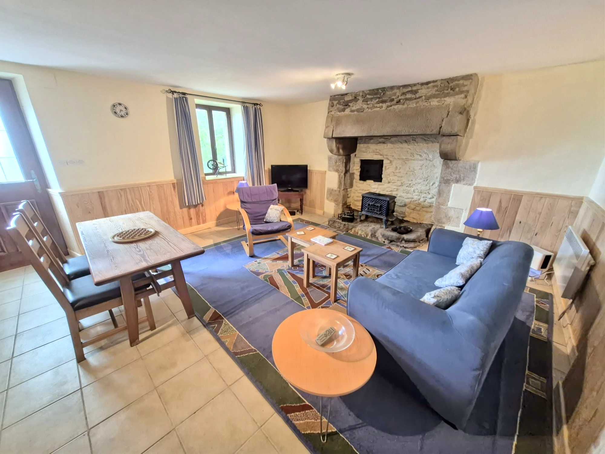 French property for sale in Loguivy-Plougras, Côtes-d'Armor - €662,500 - photo 
