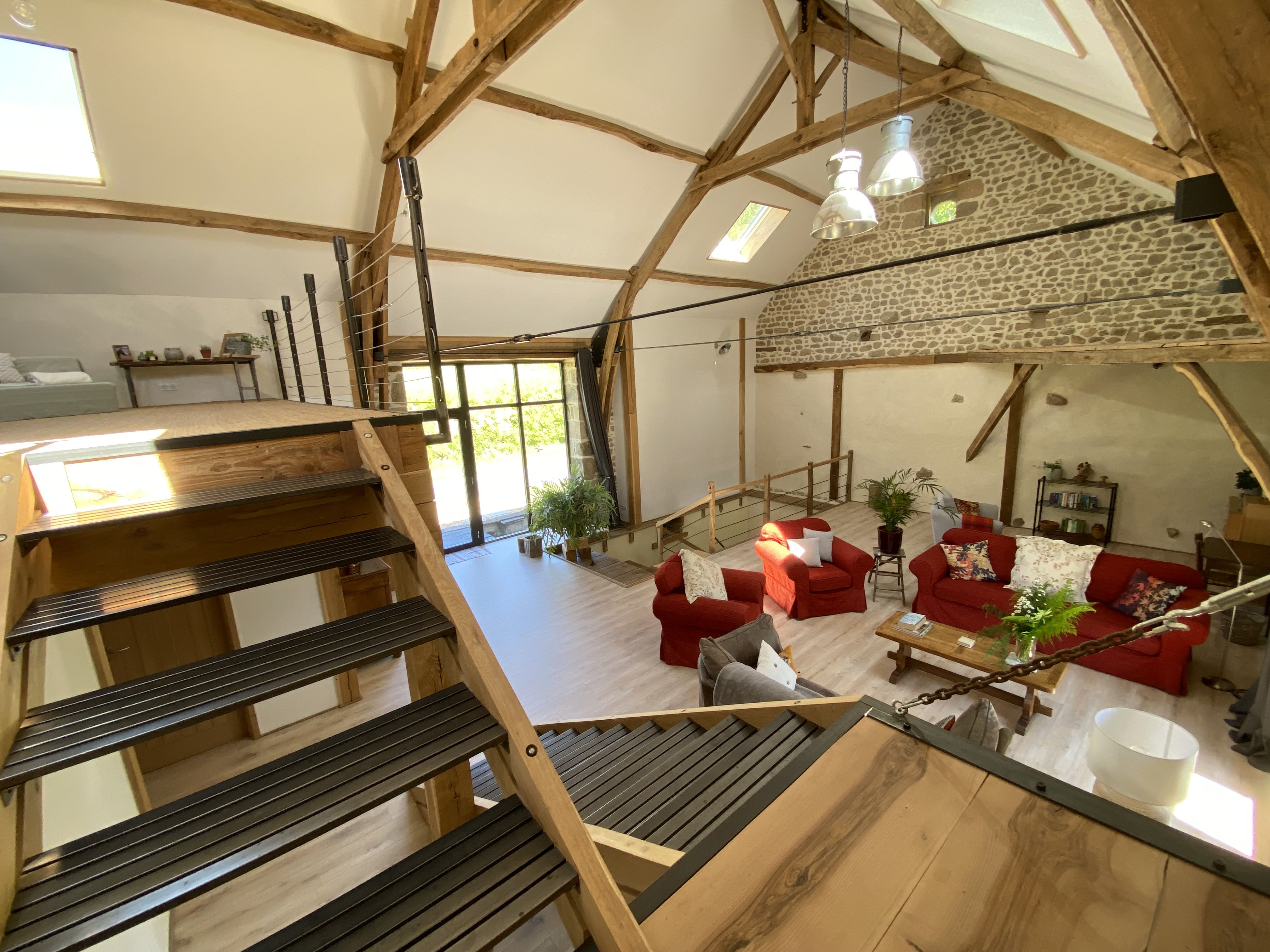 Propriété en France à vendre à Saint-Hilaire-les-Courbes, Corrèze - €696 960 - photo 