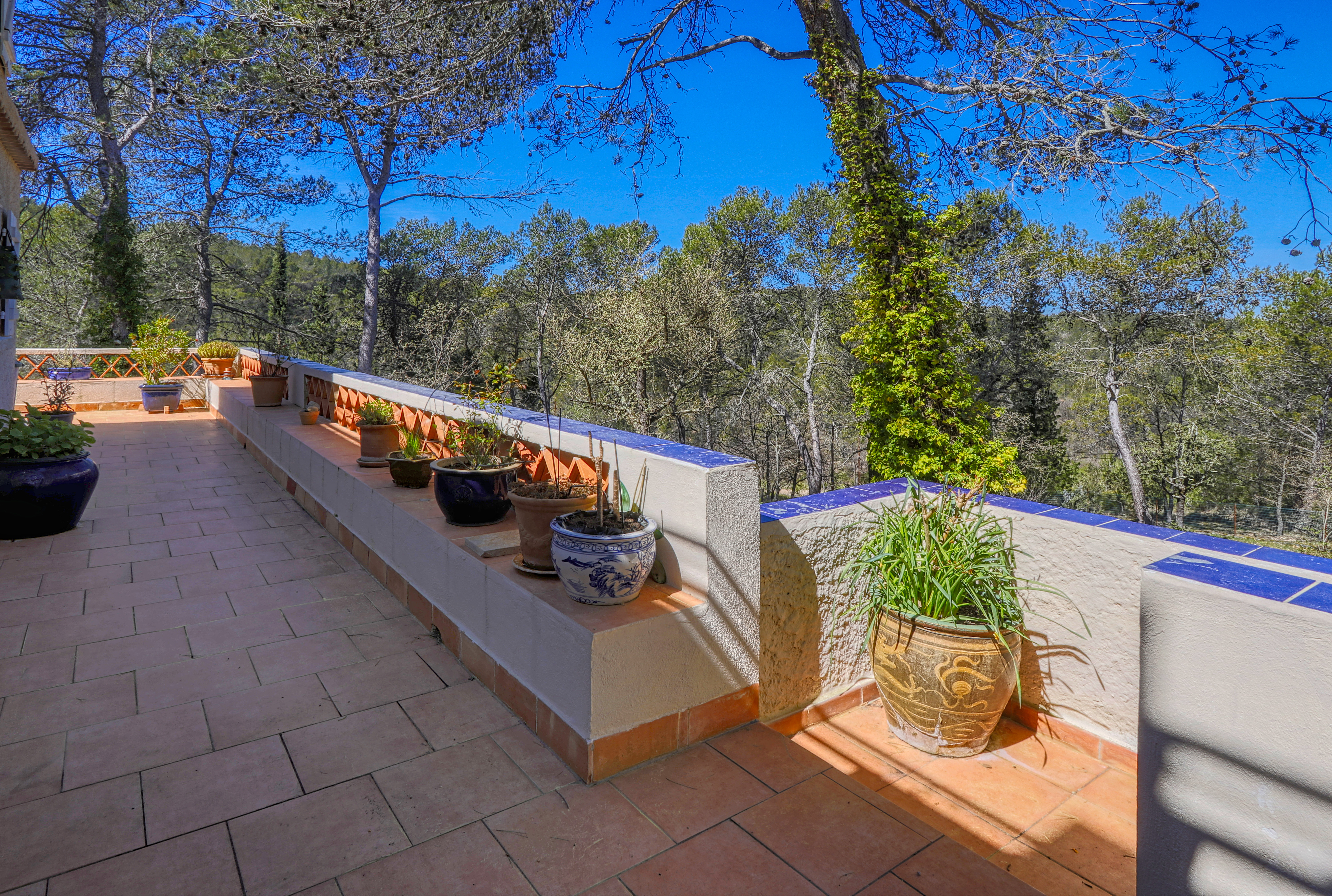 French property for sale in Belcodène, Bouches-du-Rhône - €825,000 - photo 