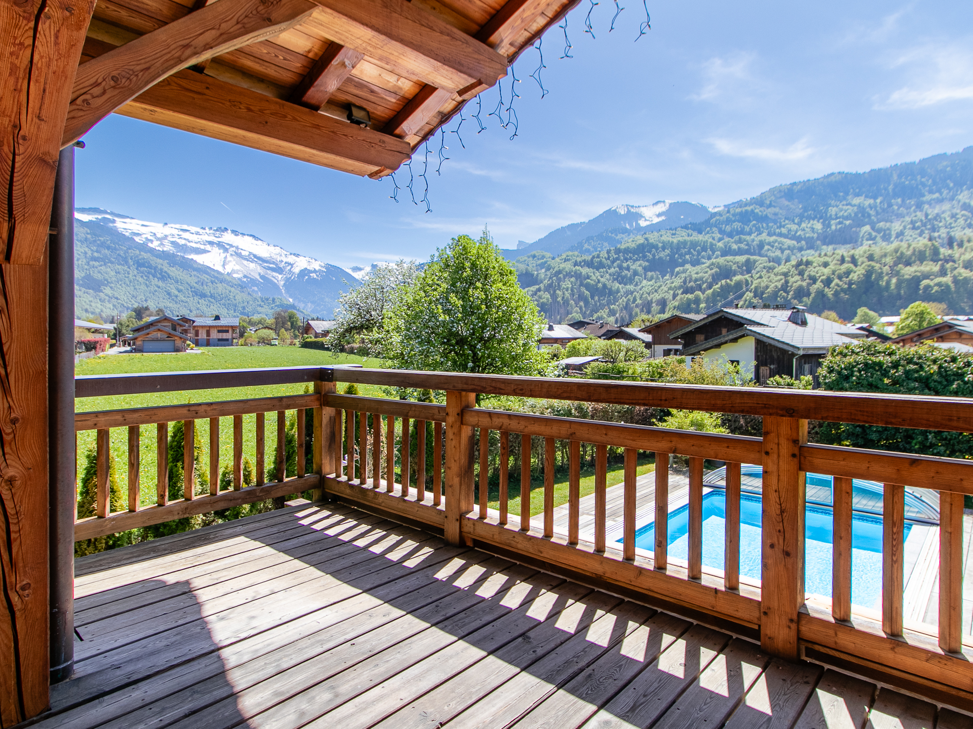 French property for sale in Samoëns, Haute-Savoie - €2,850,000 - photo 