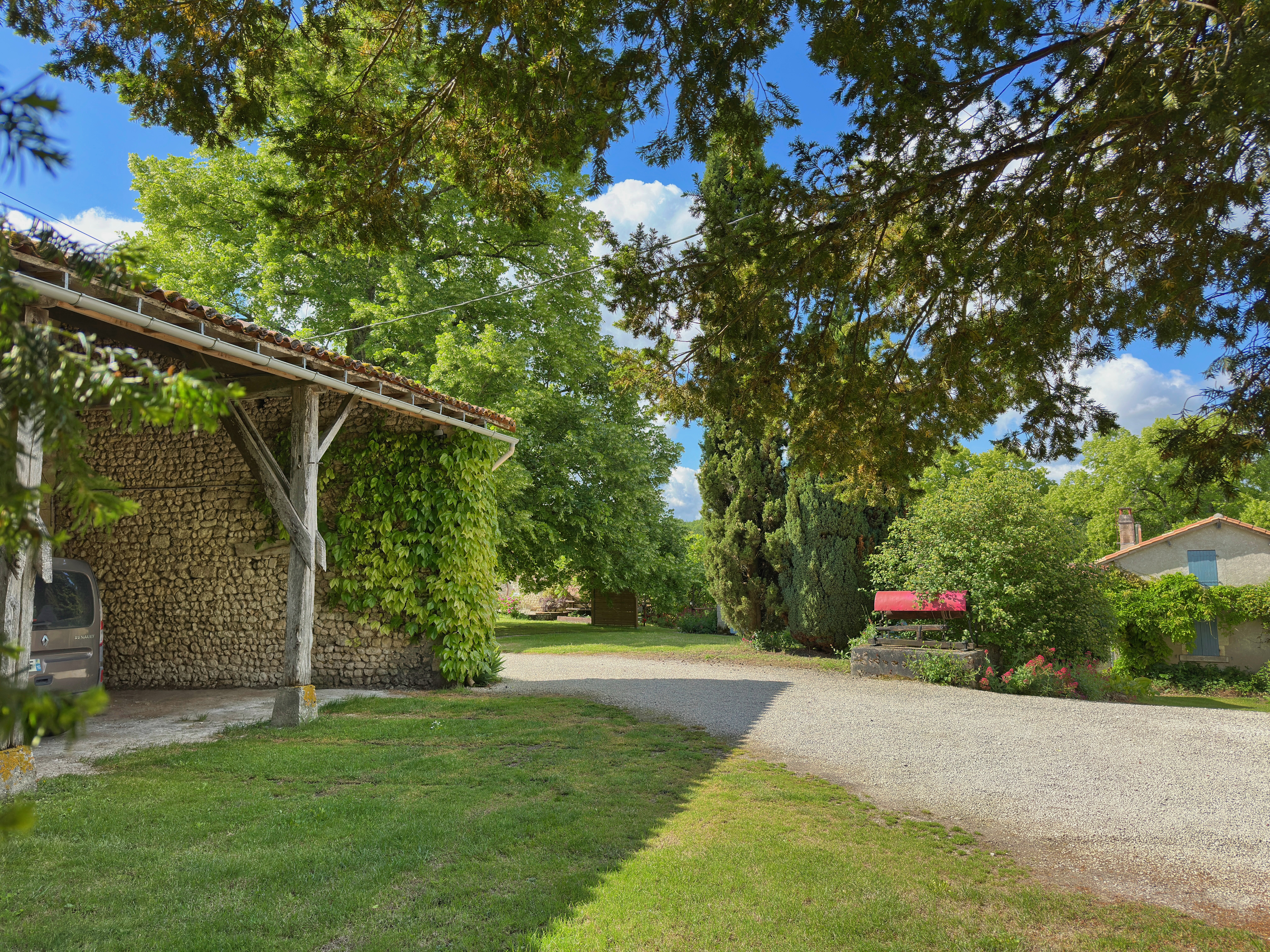 French property for sale in Saint-Romain, Charente - €795,000 - photo 