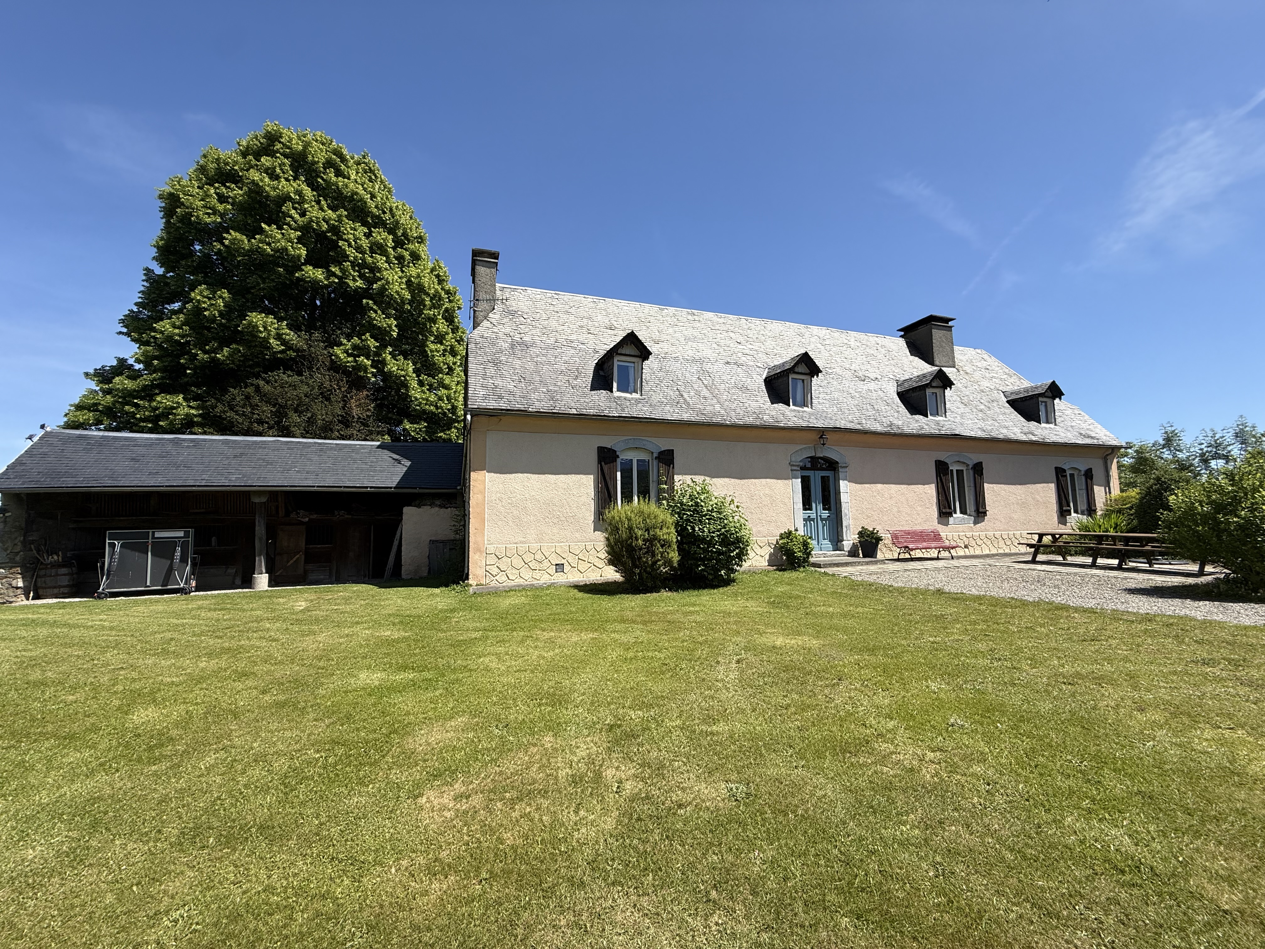French property for sale in Ossun-ez-Angles, Hautes-Pyrénées - €780,000 - photo 