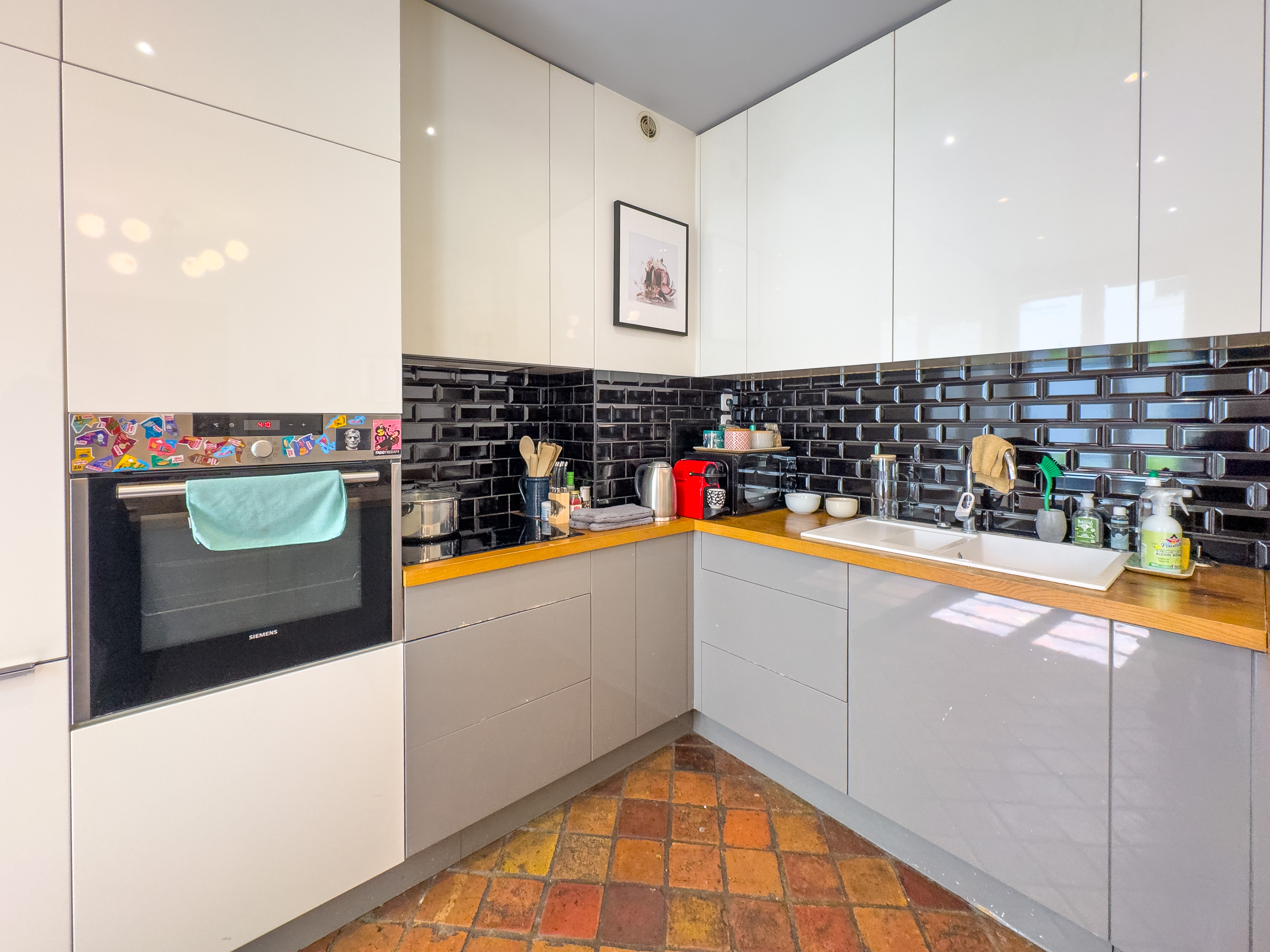French property for sale in Paris 10e Arrondissement, Paris - €920,000 - photo 