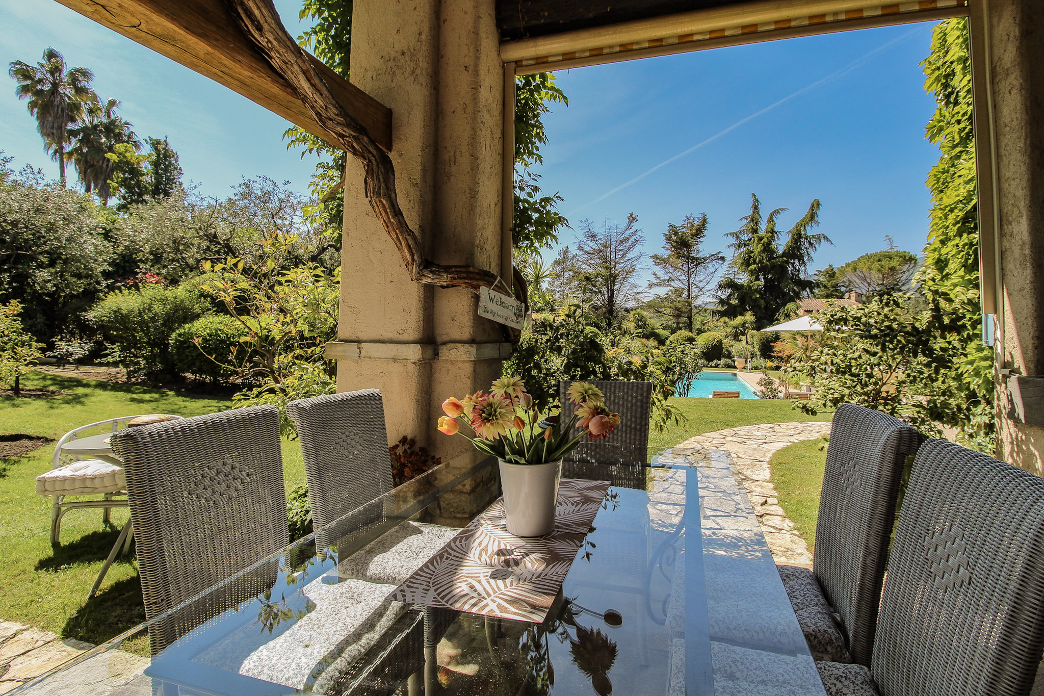 Propriété en France à vendre à Châteauneuf-Grasse, Alpes-Maritimes - €3 190 000 - photo 