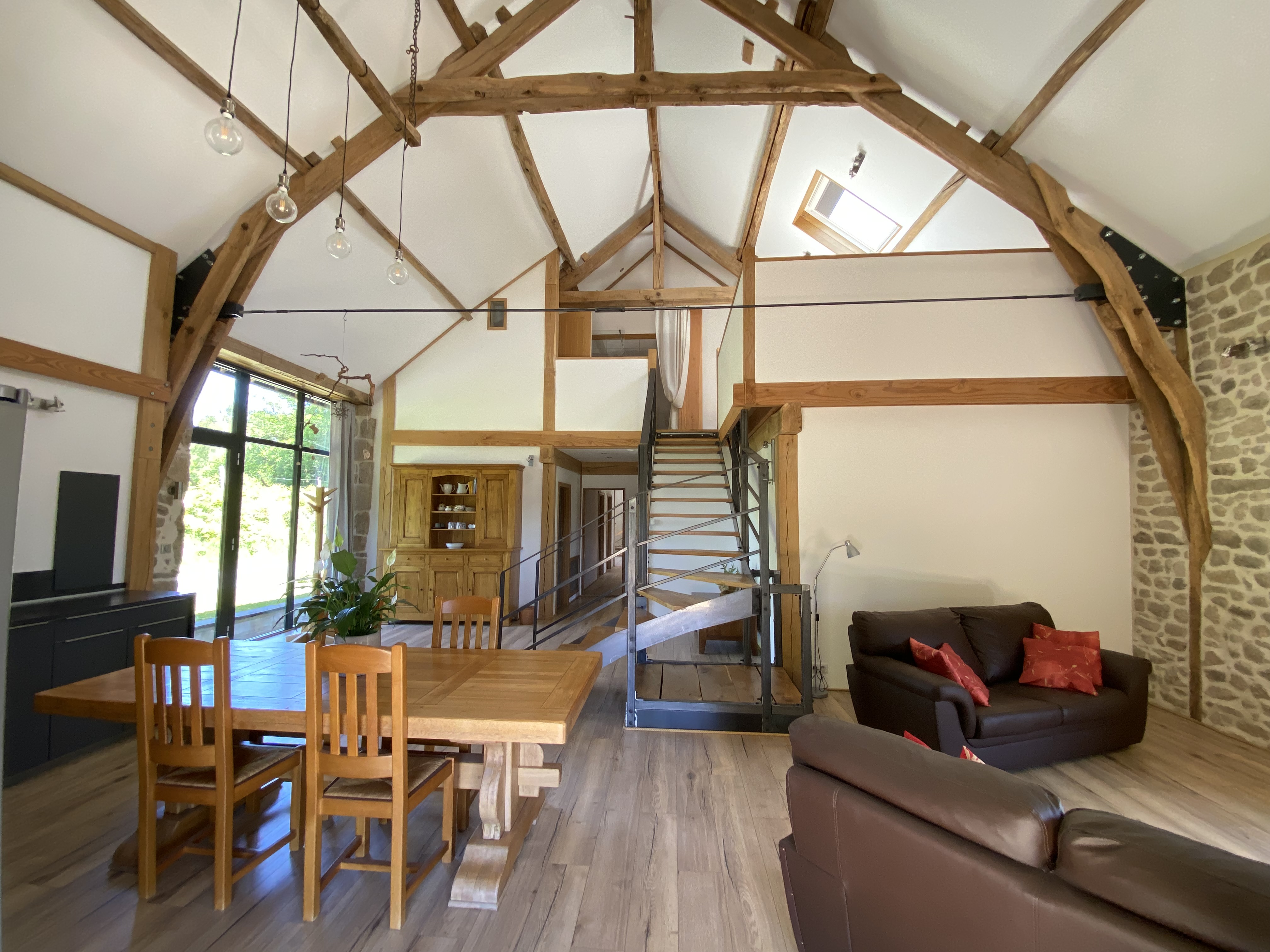 Propriété en France à vendre à Saint-Hilaire-les-Courbes, Corrèze - €696 960 - photo 
