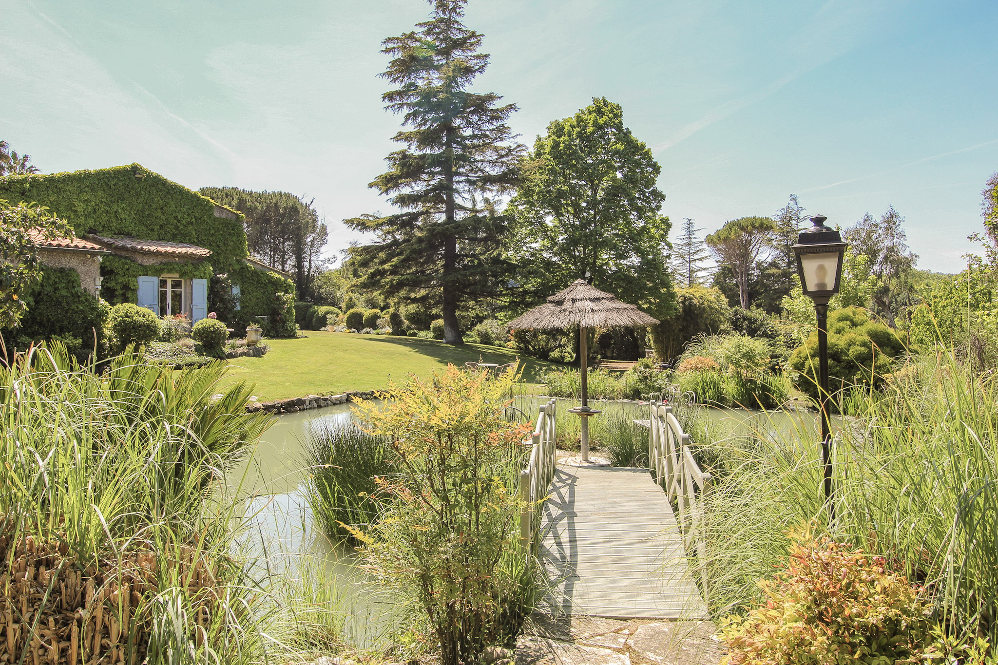 French property for sale in Châteauneuf-Grasse, Alpes-Maritimes - €3,190,000 - photo 