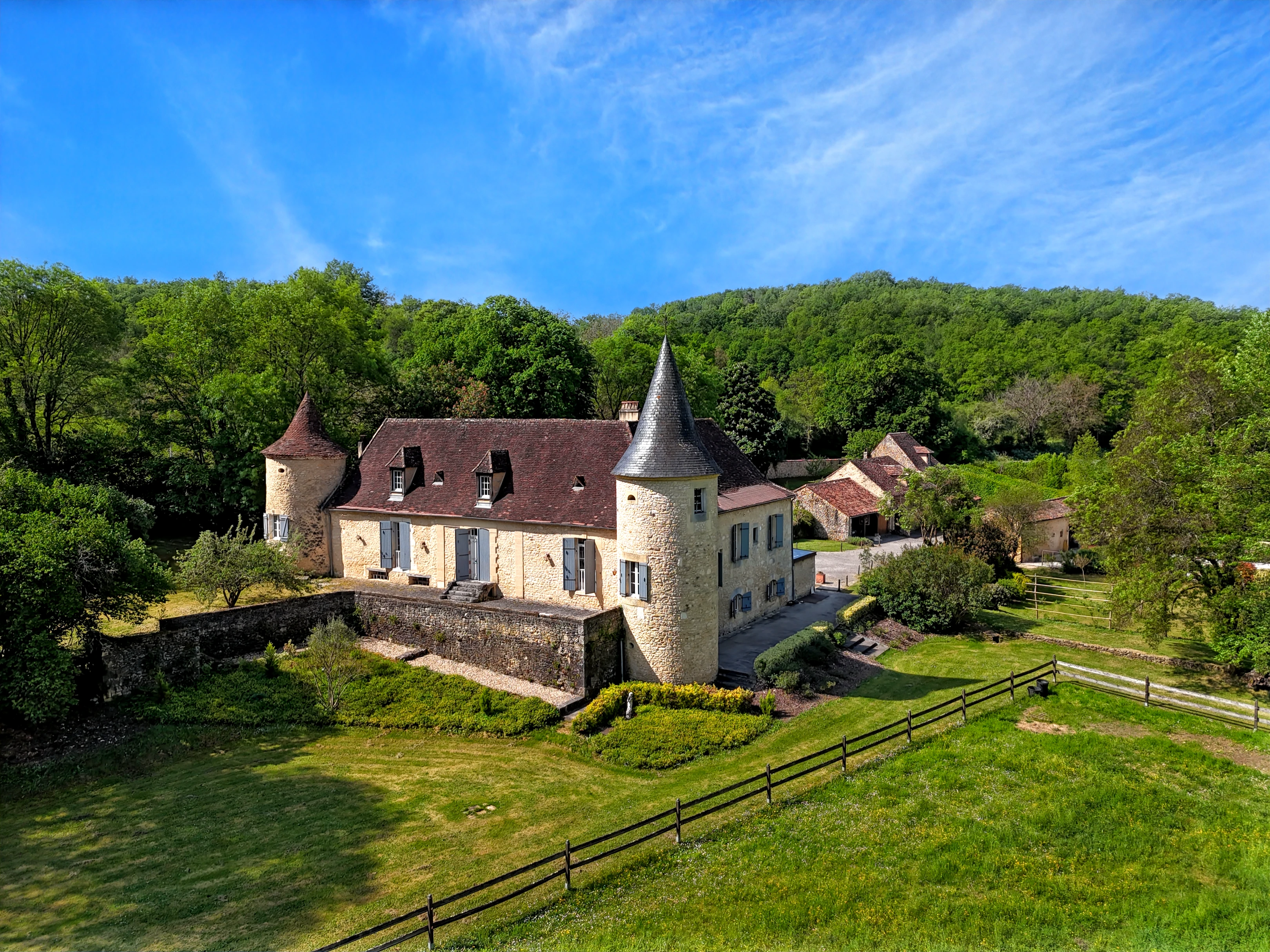 French property for sale in Saint-Marcel-du-Périgord, Dordogne - €1,050,000 - photo 
