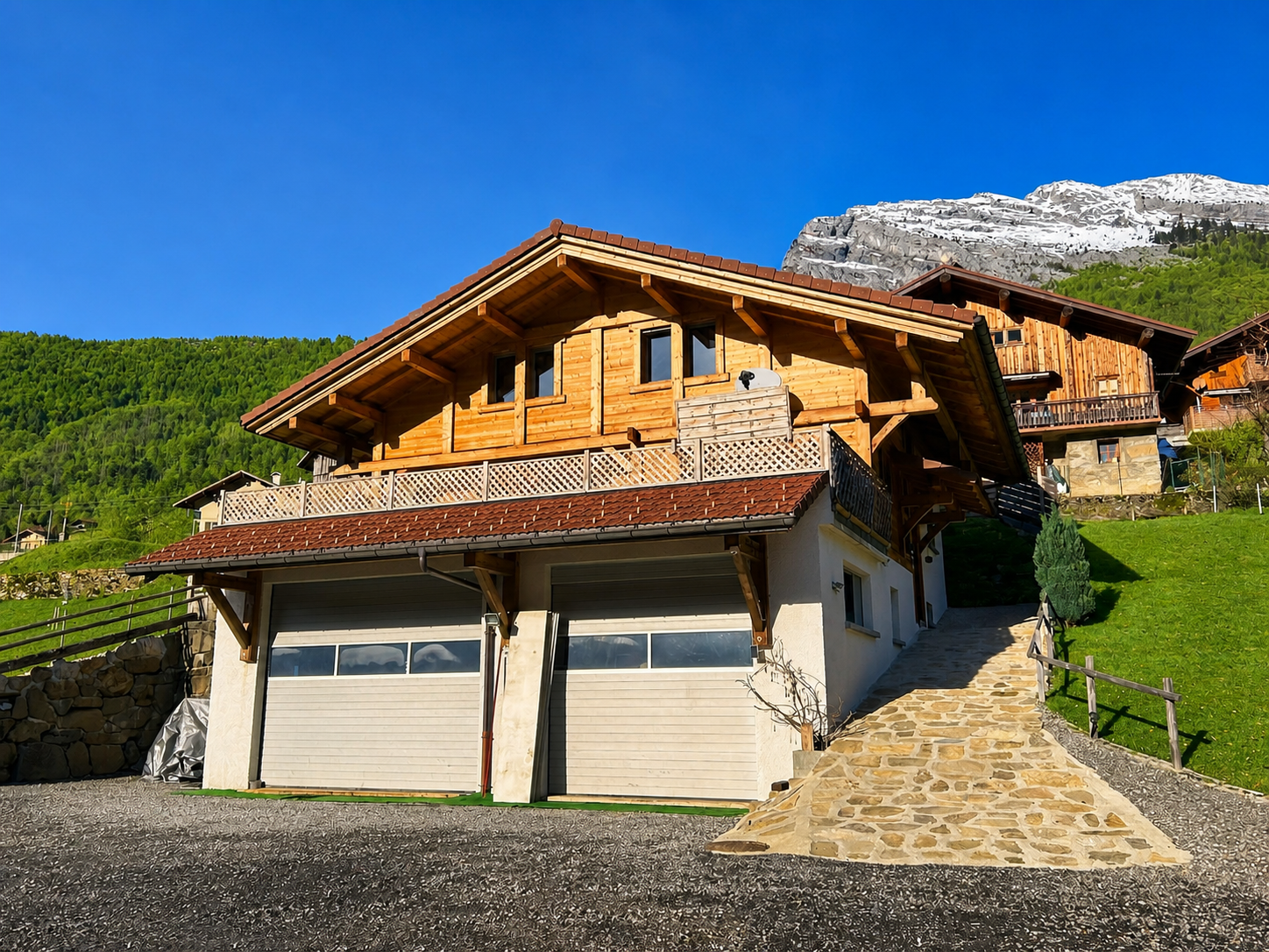 French property for sale in Les Villards-sur-Thônes, Haute-Savoie - €949,000 - photo 