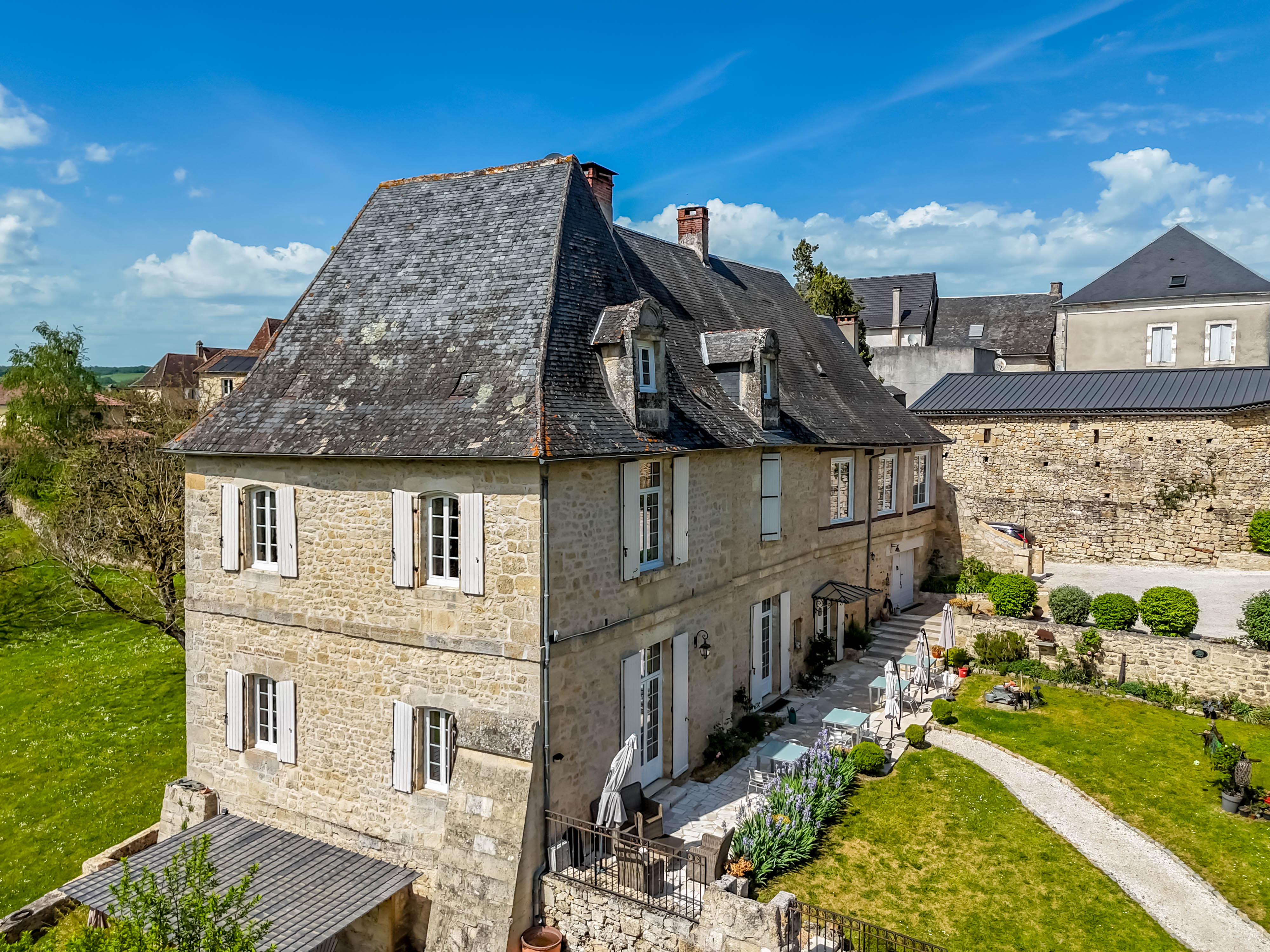 French property for sale in La Bachellerie, Dordogne - €680,000 - photo 