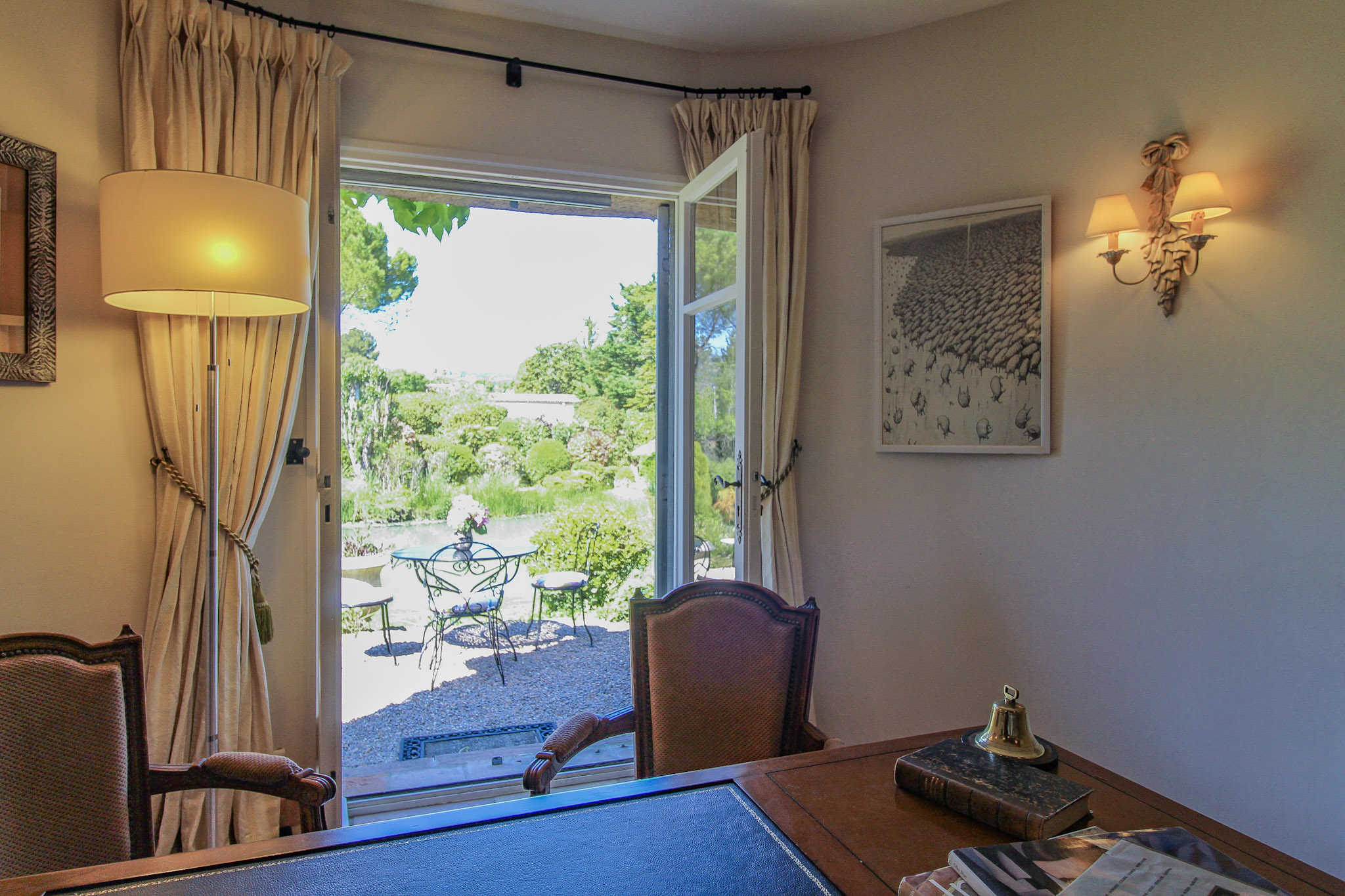 Propriété en France à vendre à Châteauneuf-Grasse, Alpes-Maritimes - €3 190 000 - photo 