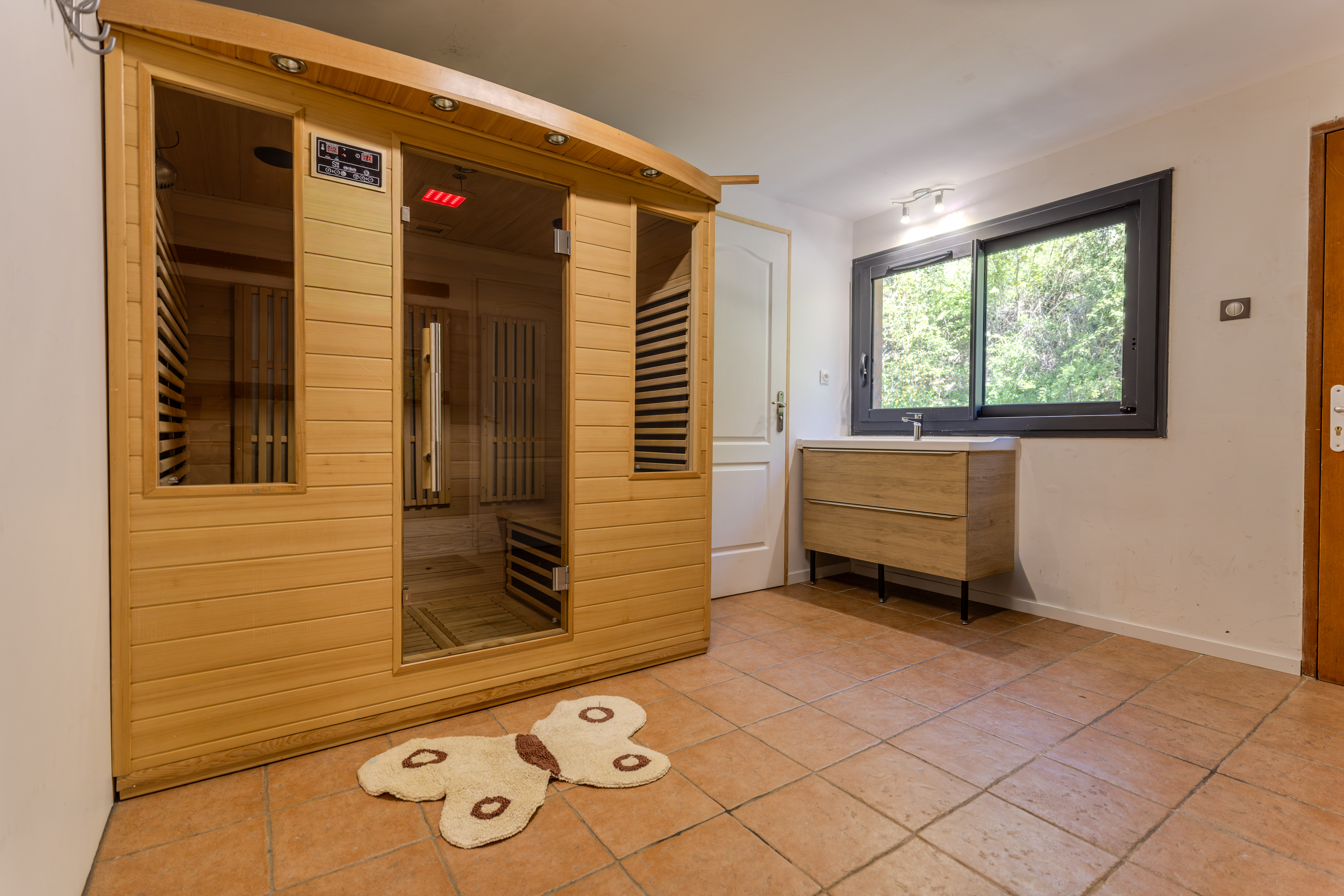French property for sale in Vaujany, Isère - €800,000 - photo 