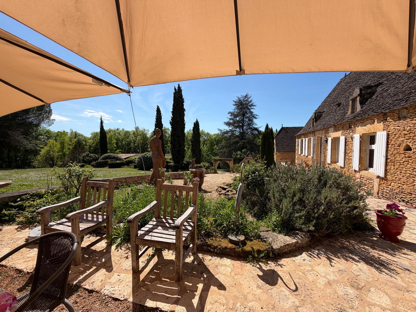 French property for sale in La Chapelle-Aubareil, Dordogne - €895,000 - photo 