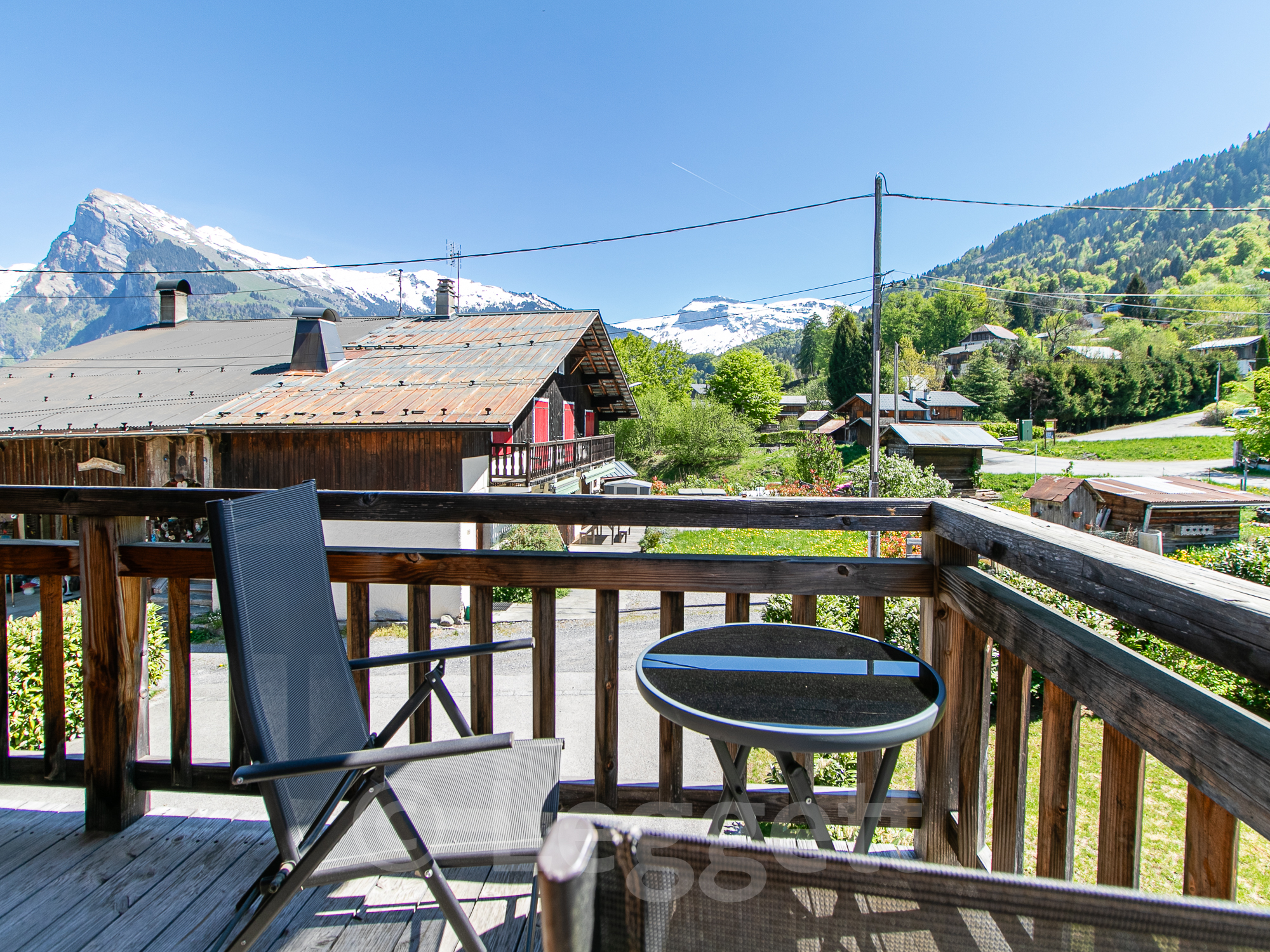 French property for sale in Samoëns, Haute-Savoie - €975,000 - photo 