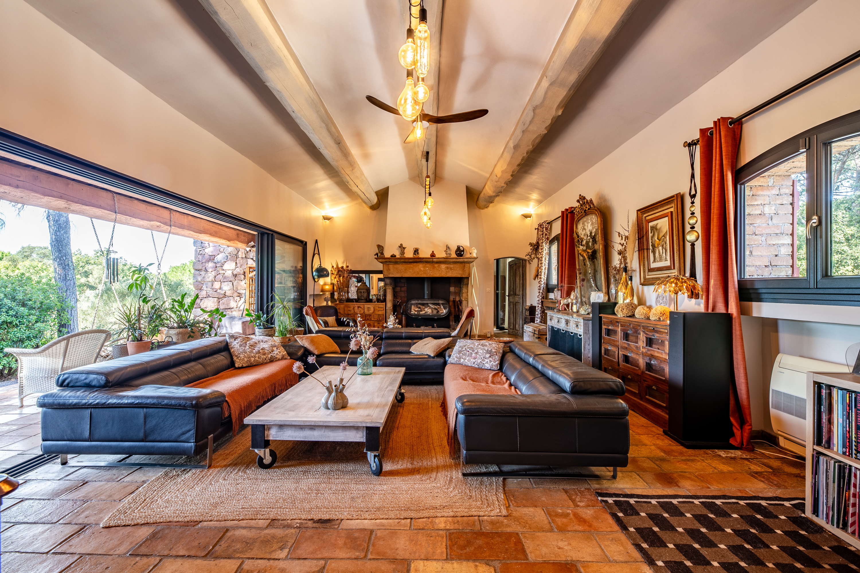 French property for sale in Roquebrune-sur-Argens, Var - €1,490,000 - photo 