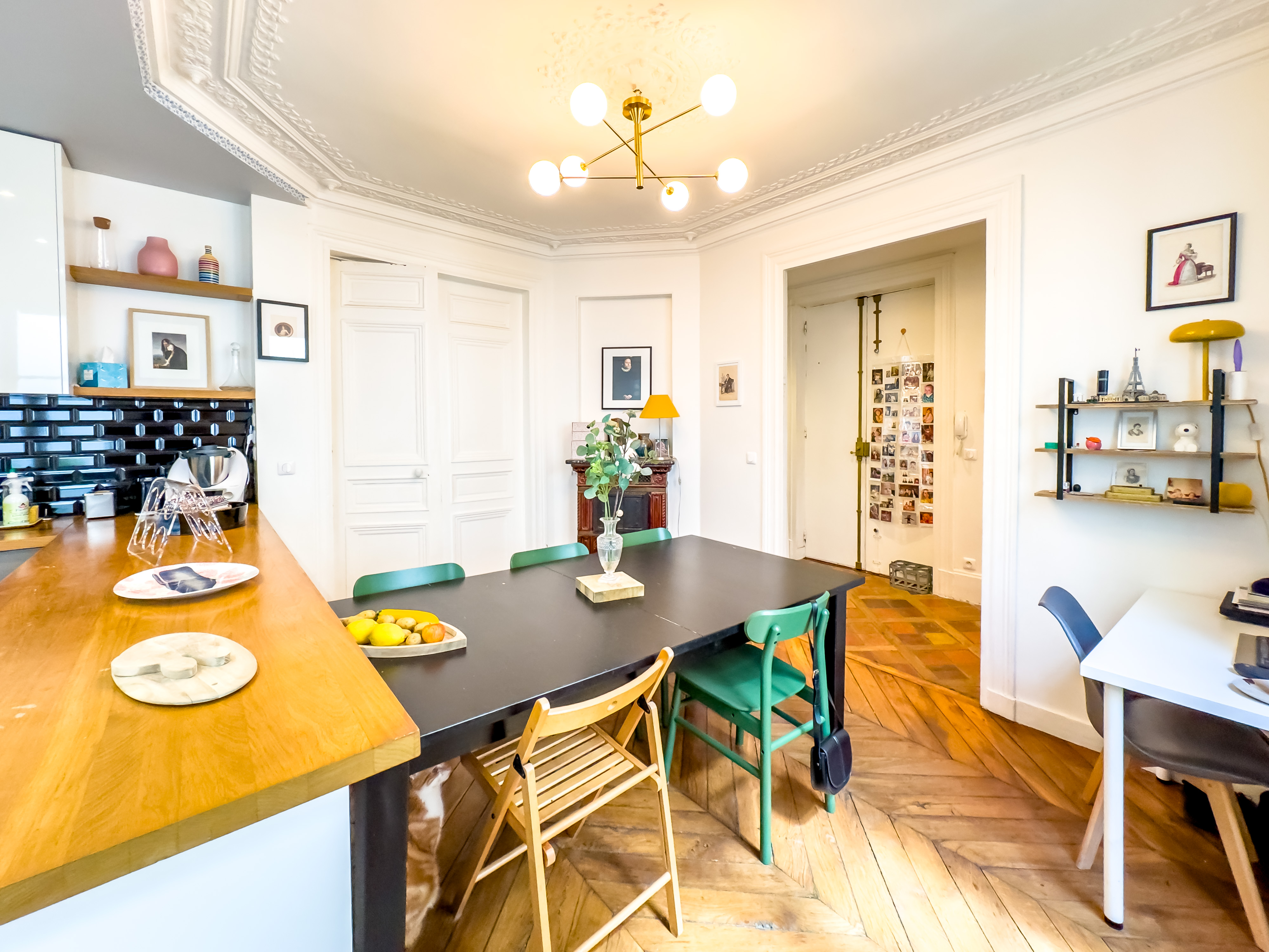 French property for sale in Paris 10e Arrondissement, Paris - €920,000 - photo 