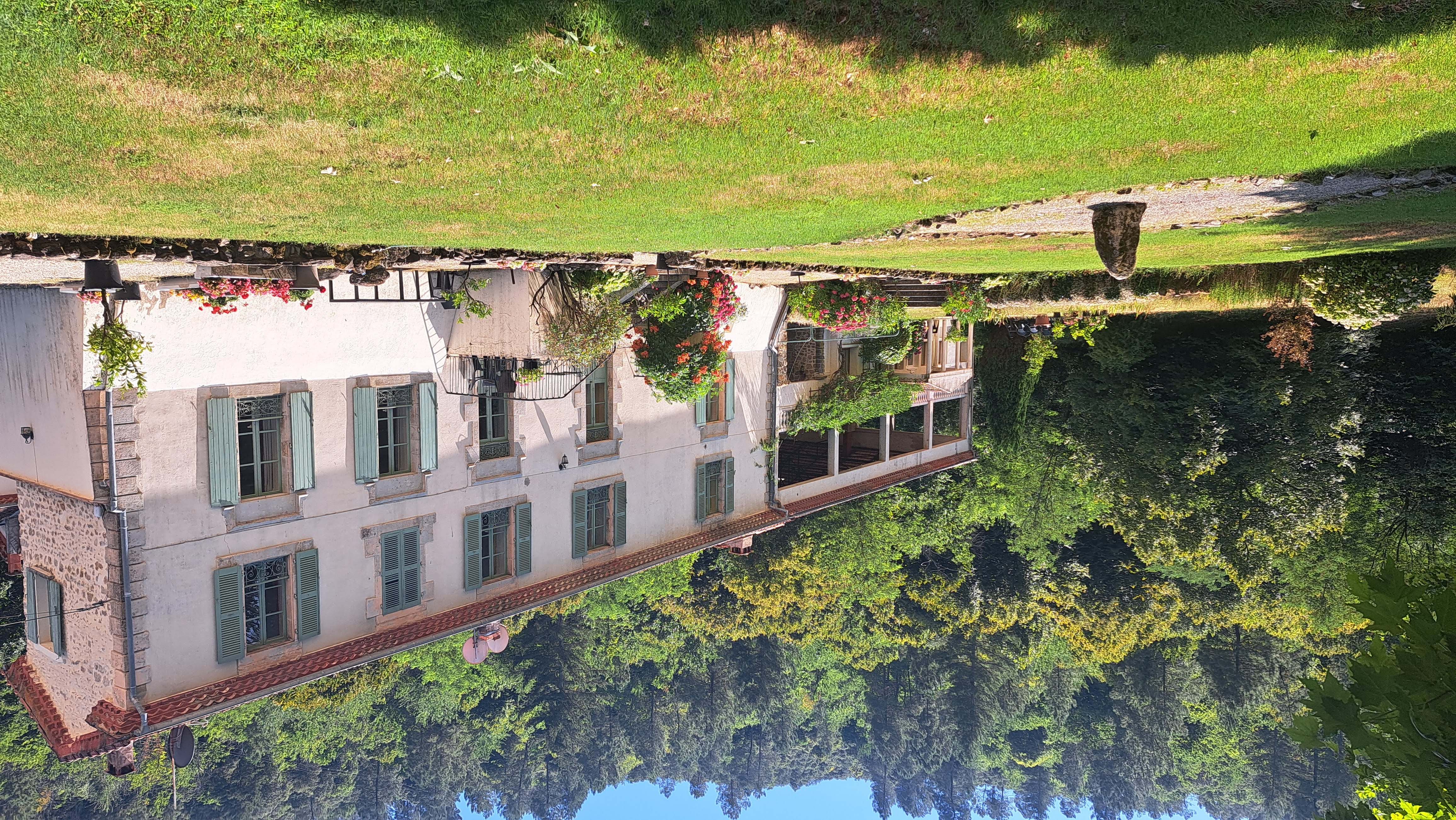 French property for sale in Branoux-les-Taillades, Gard - €1,475,000 - photo 