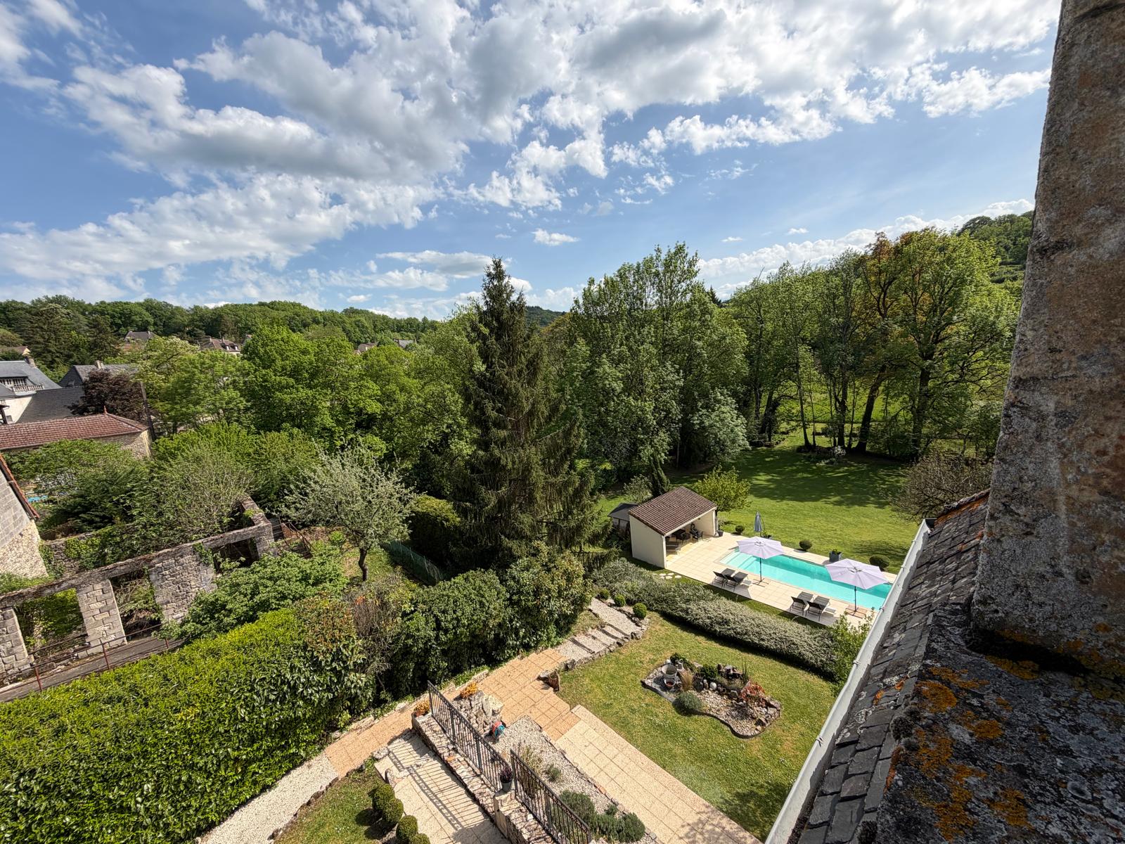 French property for sale in La Bachellerie, Dordogne - €680,000 - photo 