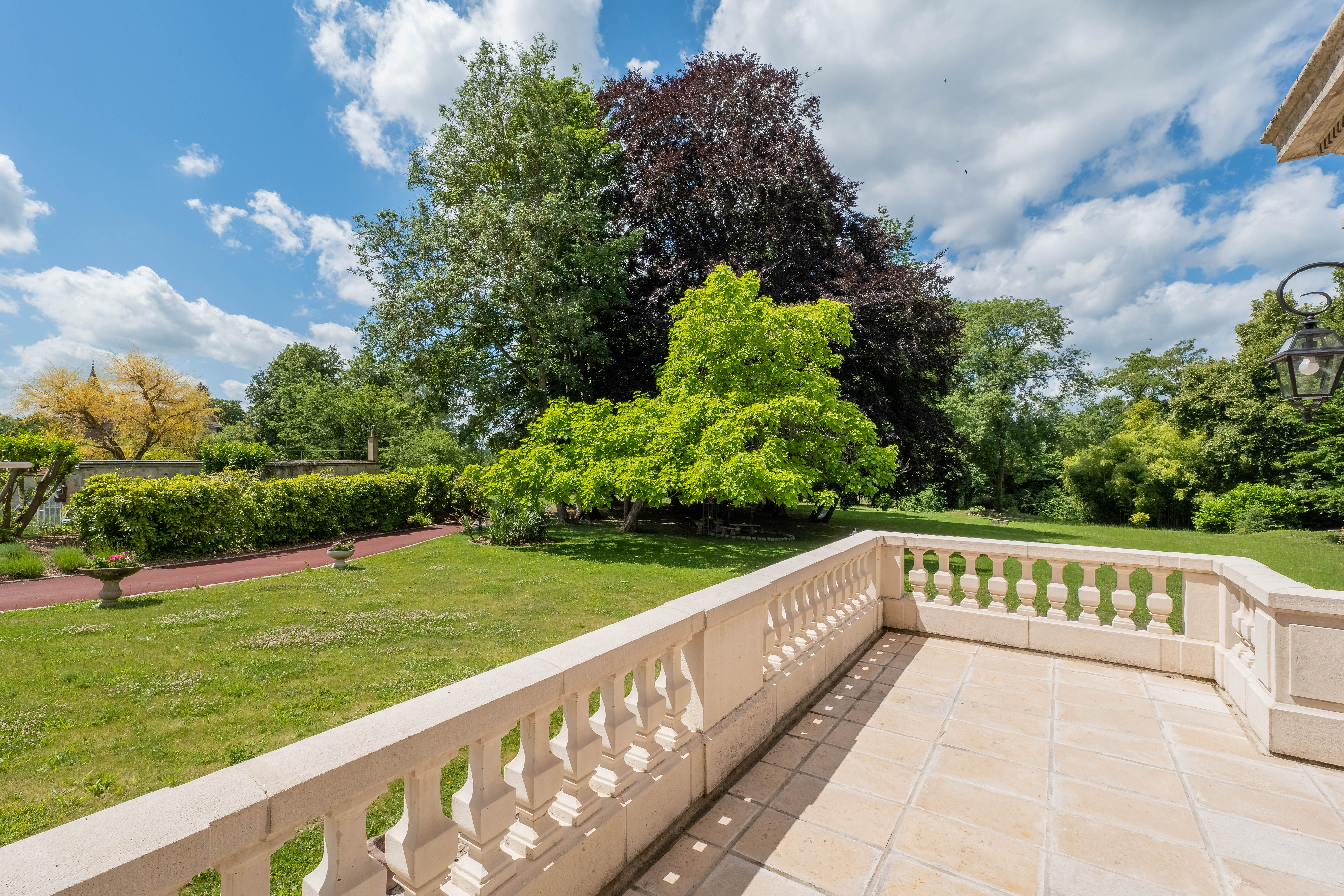 Propriété en France à vendre à Tournan-en-Brie, Seine-et-Marne - €1 975 000 - photo 