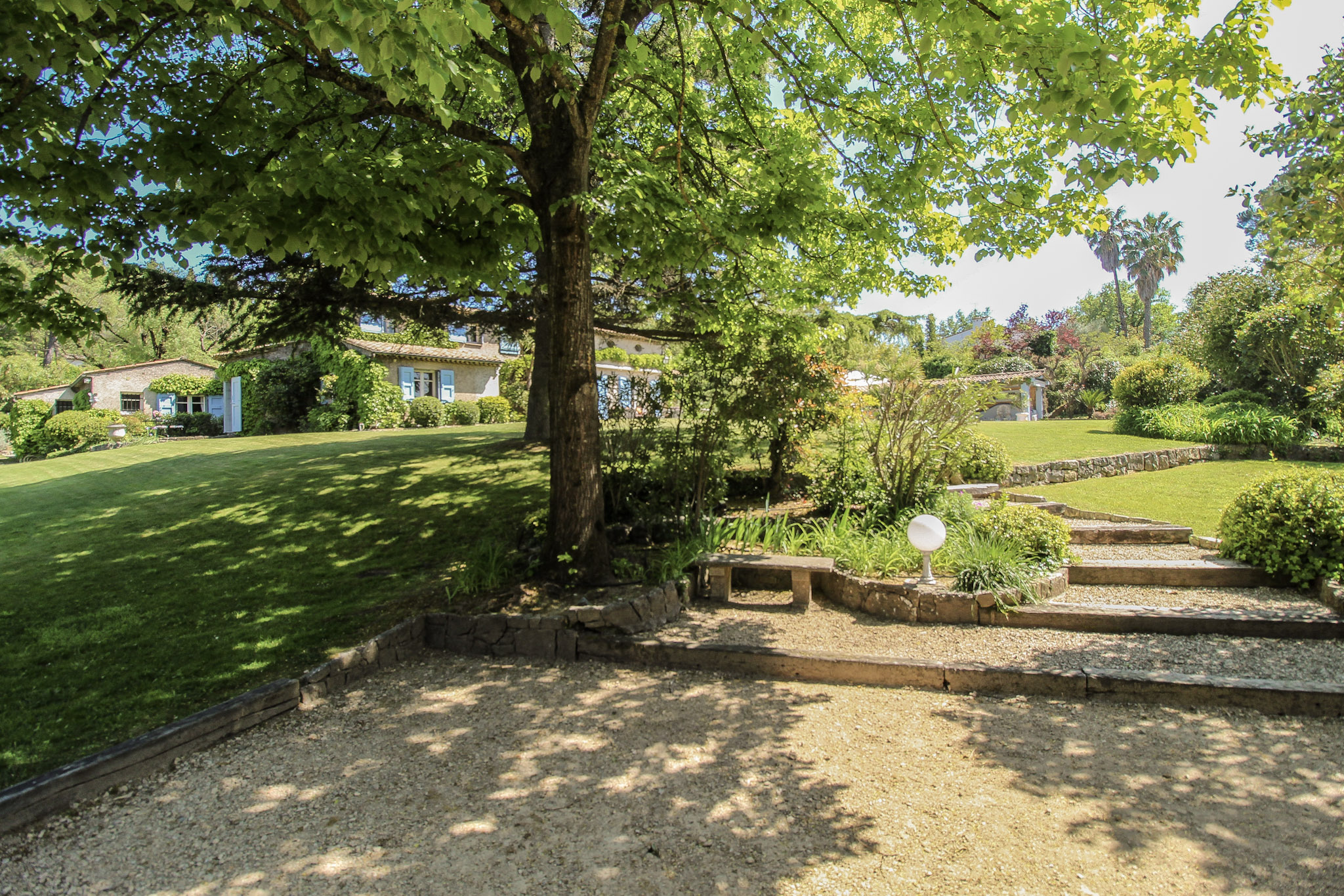 French property for sale in Châteauneuf-Grasse, Alpes-Maritimes - €3,190,000 - photo 