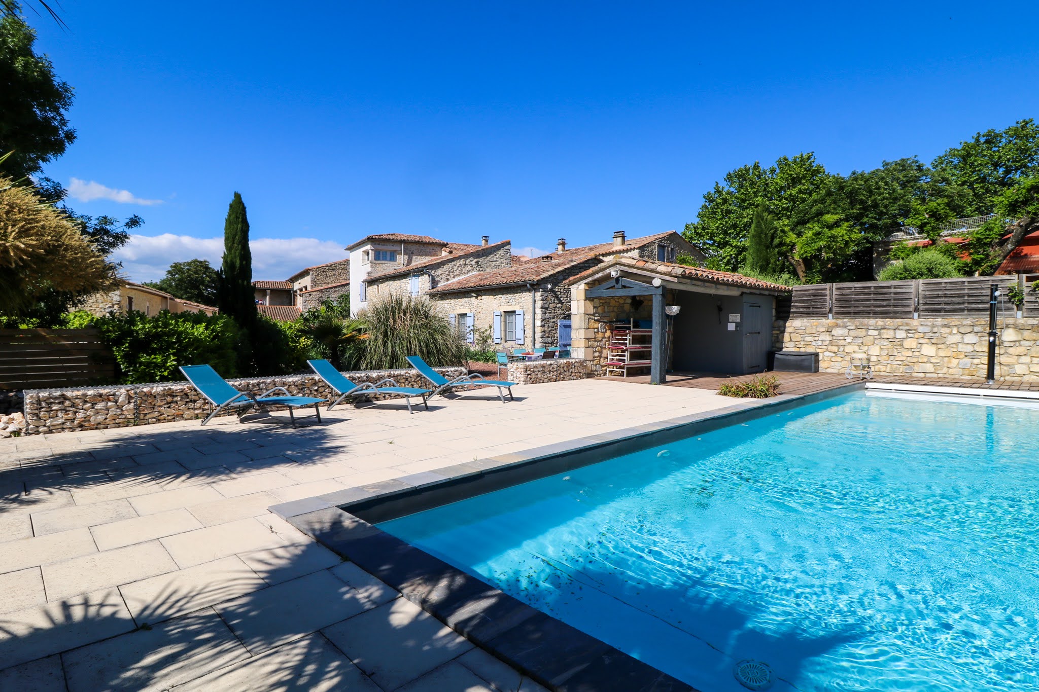 French property for sale in Bouquet, Gard - €779,000 - photo 