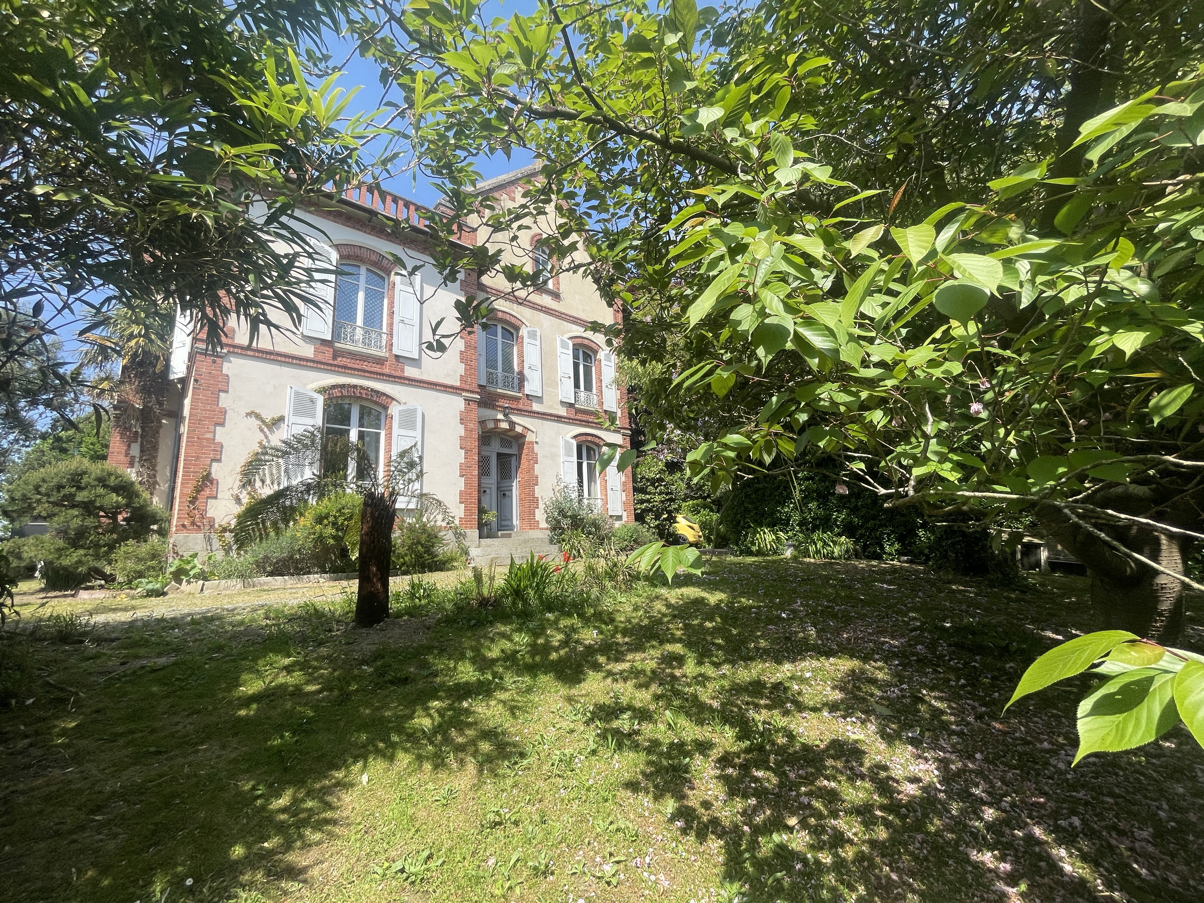 Propriété en France à vendre à Coutances, Manche - €900 000 - photo 