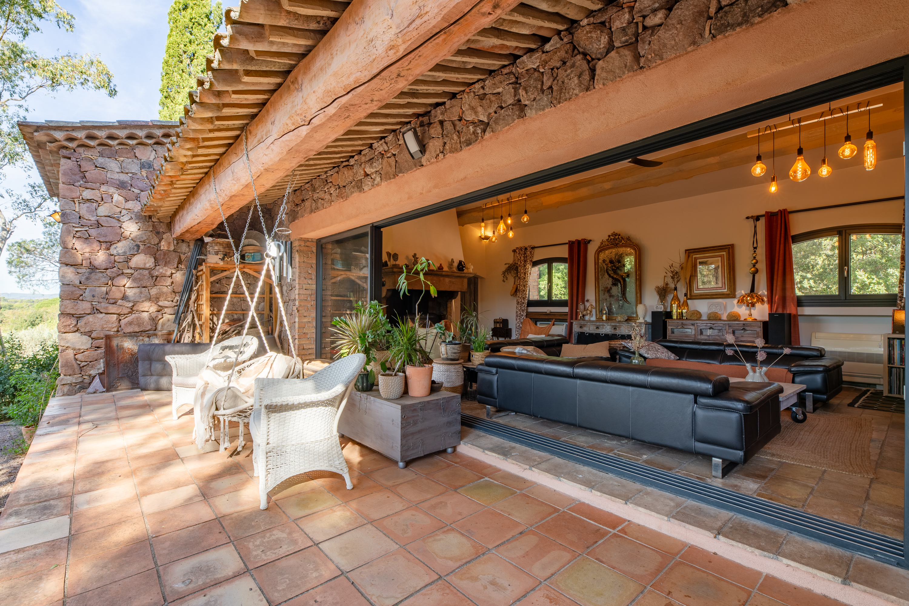 French property for sale in Roquebrune-sur-Argens, Var - €1,490,000 - photo 