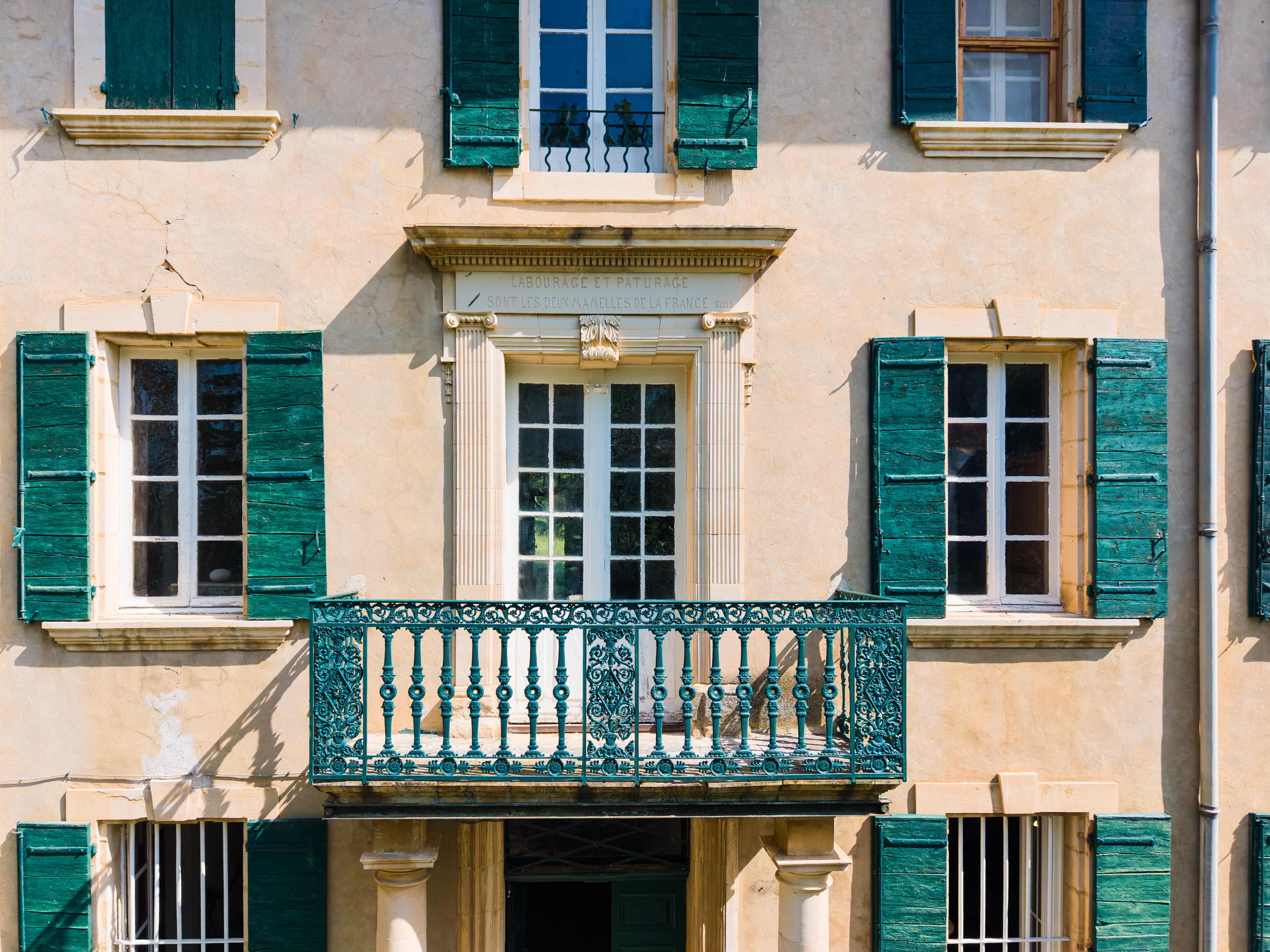 Propriété en France à vendre à Rustrel, Vaucluse - €2 635 000 - photo 