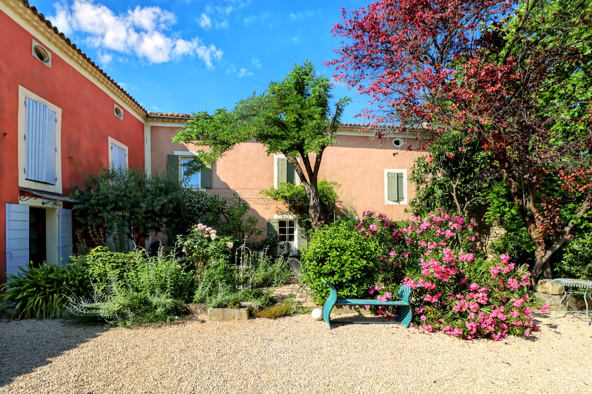 French property for sale in Saint-Quentin-la-Poterie, Gard - €735,000 - photo 
