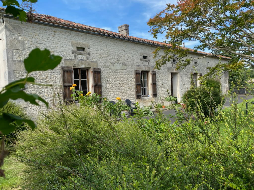 French property for sale in Ronsenac, Charente - €605,000 - photo 