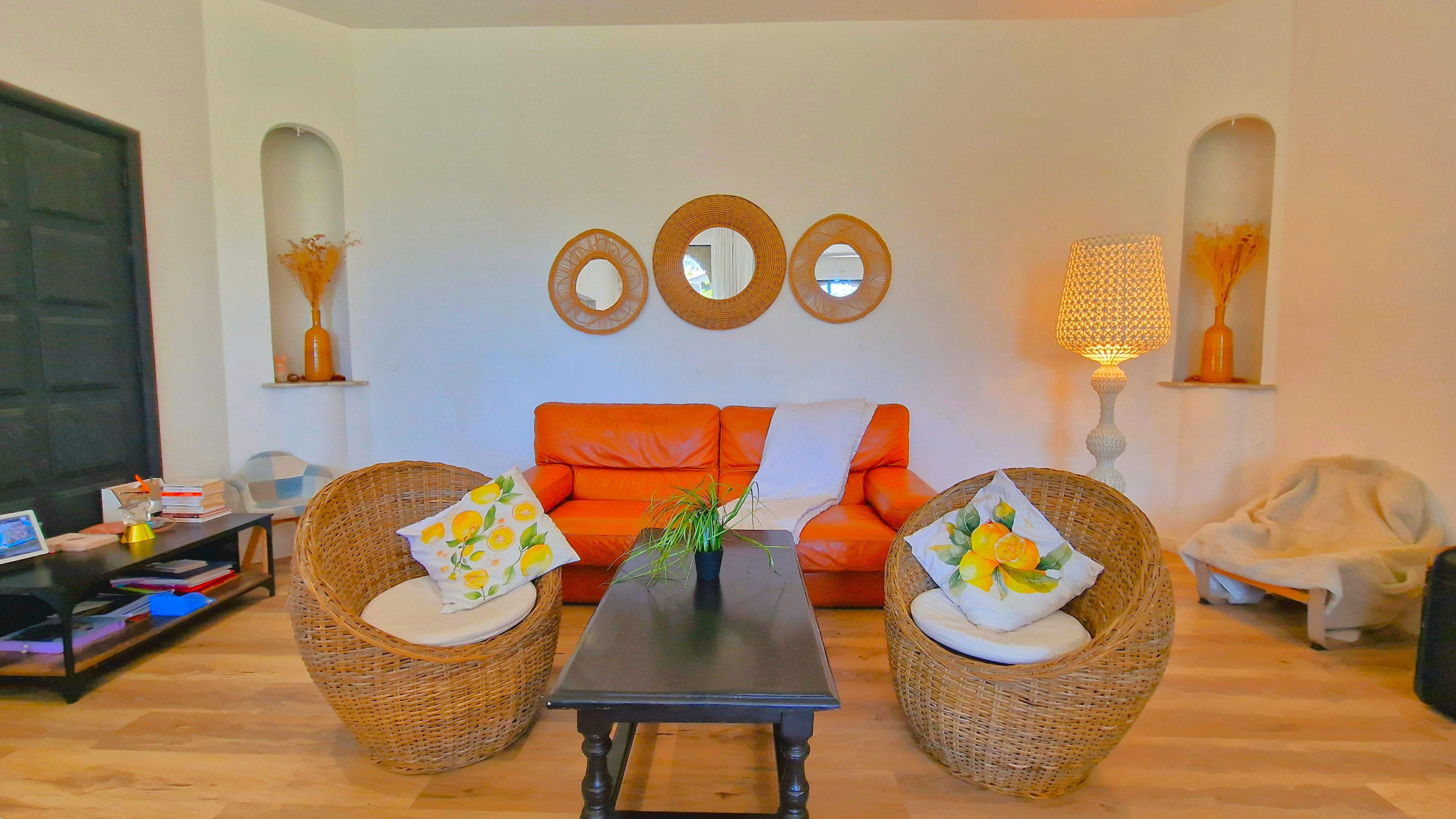 French property for sale in Moux, Aude - €450,000 - photo 