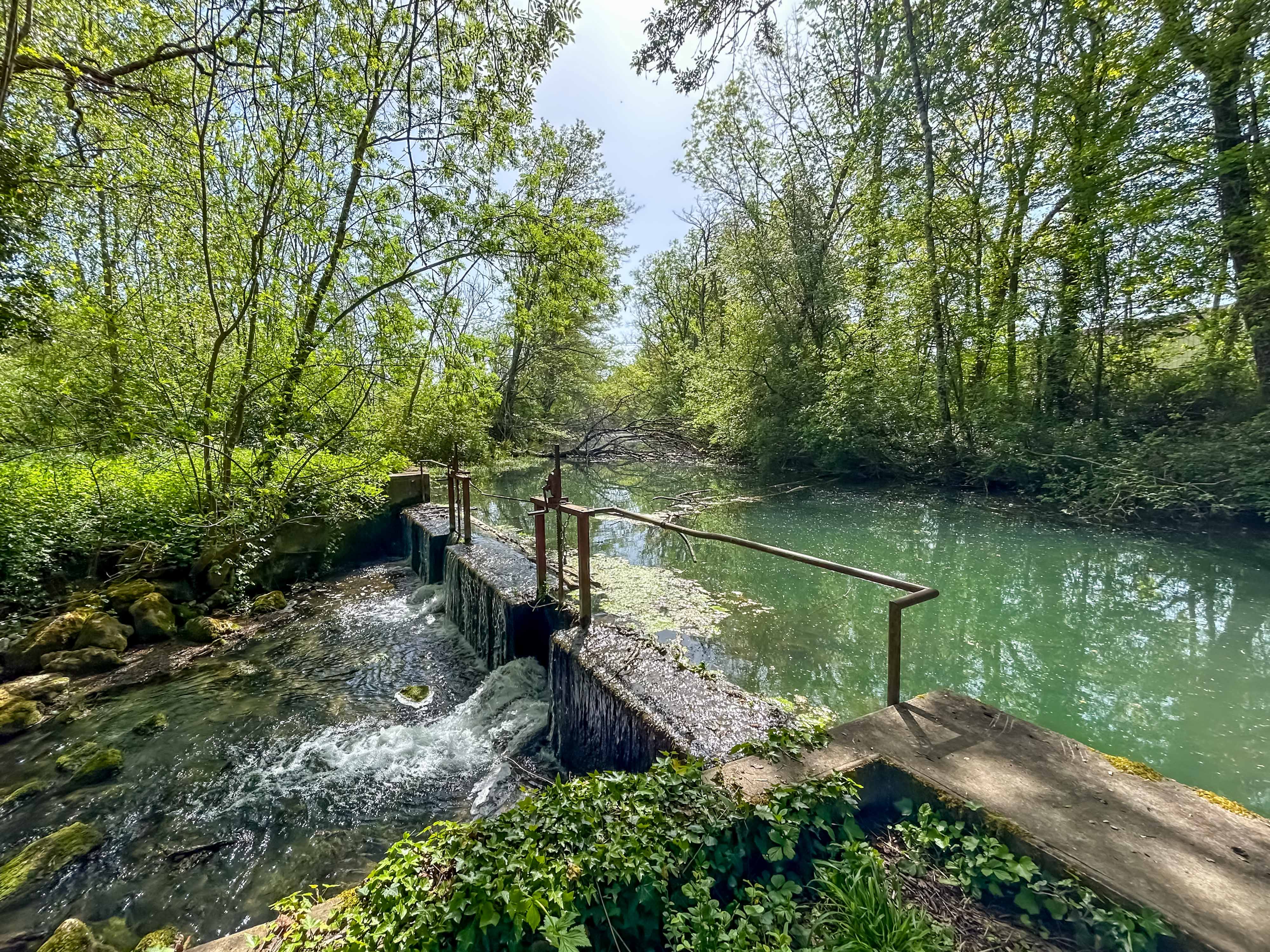 Périgord - Manzac-sur-Vern à Rudeau-Ladosse