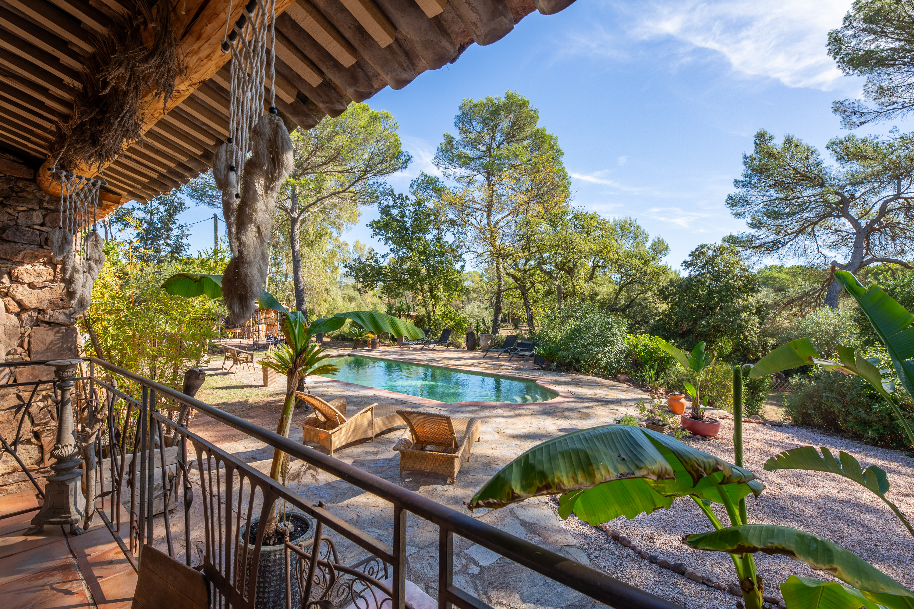 French property for sale in Roquebrune-sur-Argens, Var - €1,490,000 - photo 
