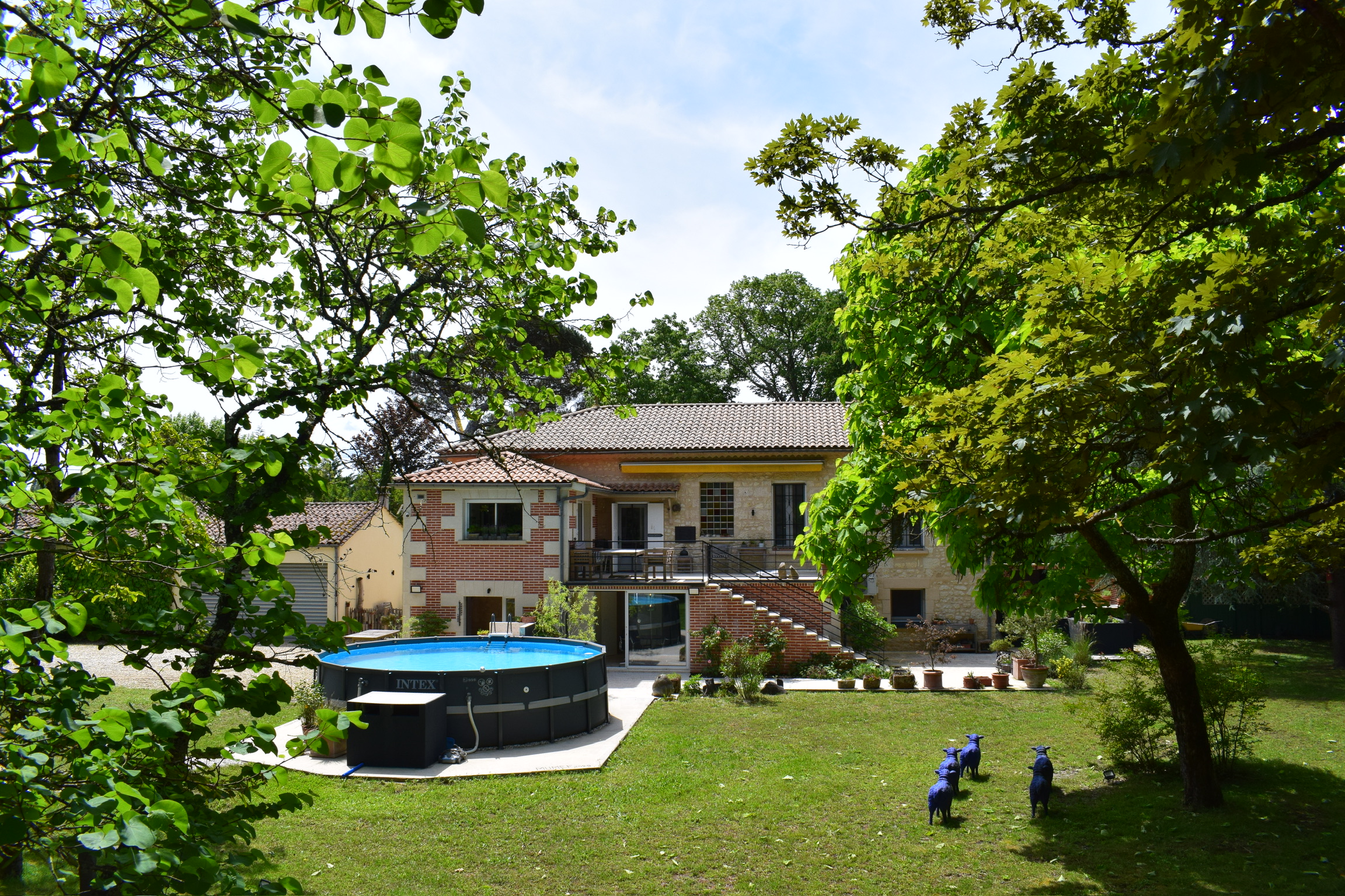 French property for sale in Gaillan-en-Médoc, Gironde - €649,000 - photo 