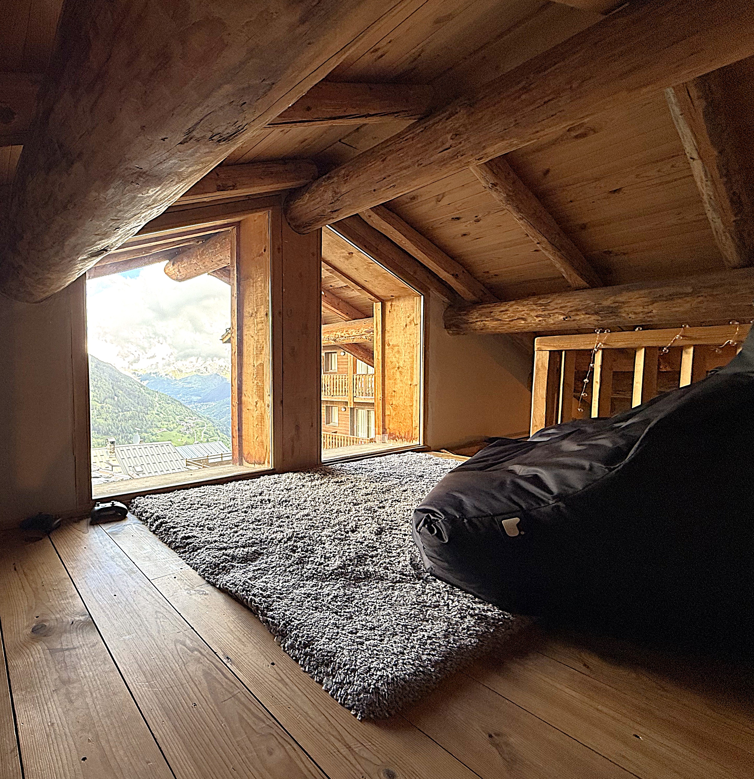 French property for sale in Sainte-Foy-Tarentaise, Savoie - €1,250,000 - photo 