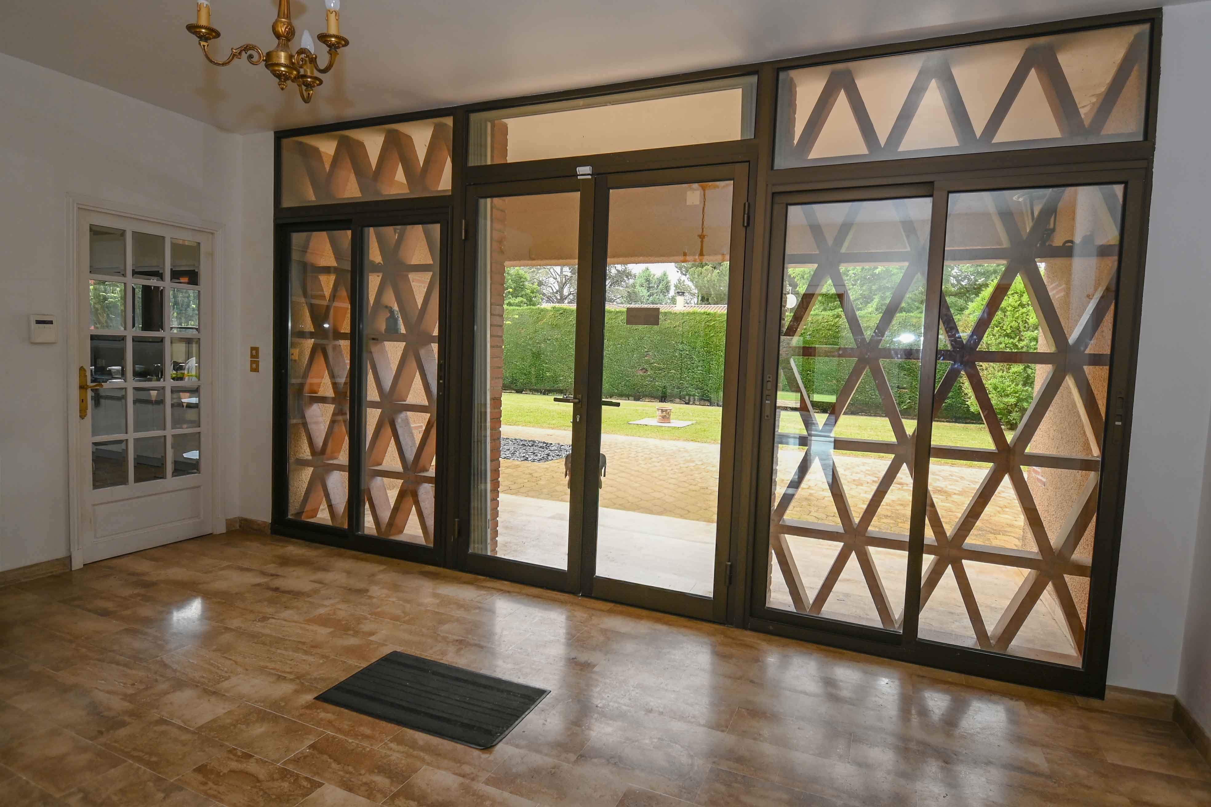 French property for sale in Cazères, Haute-Garonne - €715,000 - photo 