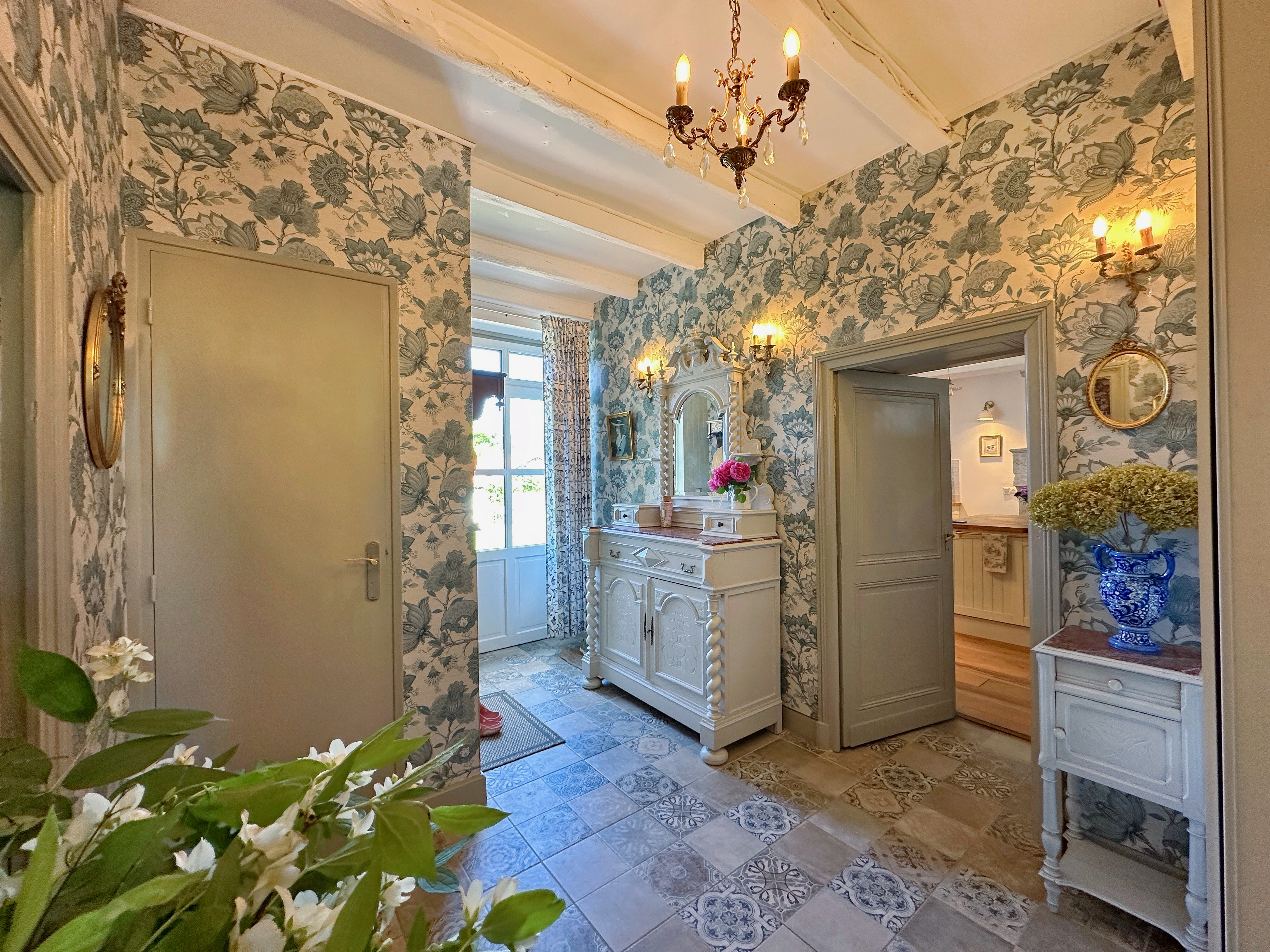 French property for sale in Saint-Romain, Charente - €795,000 - photo 
