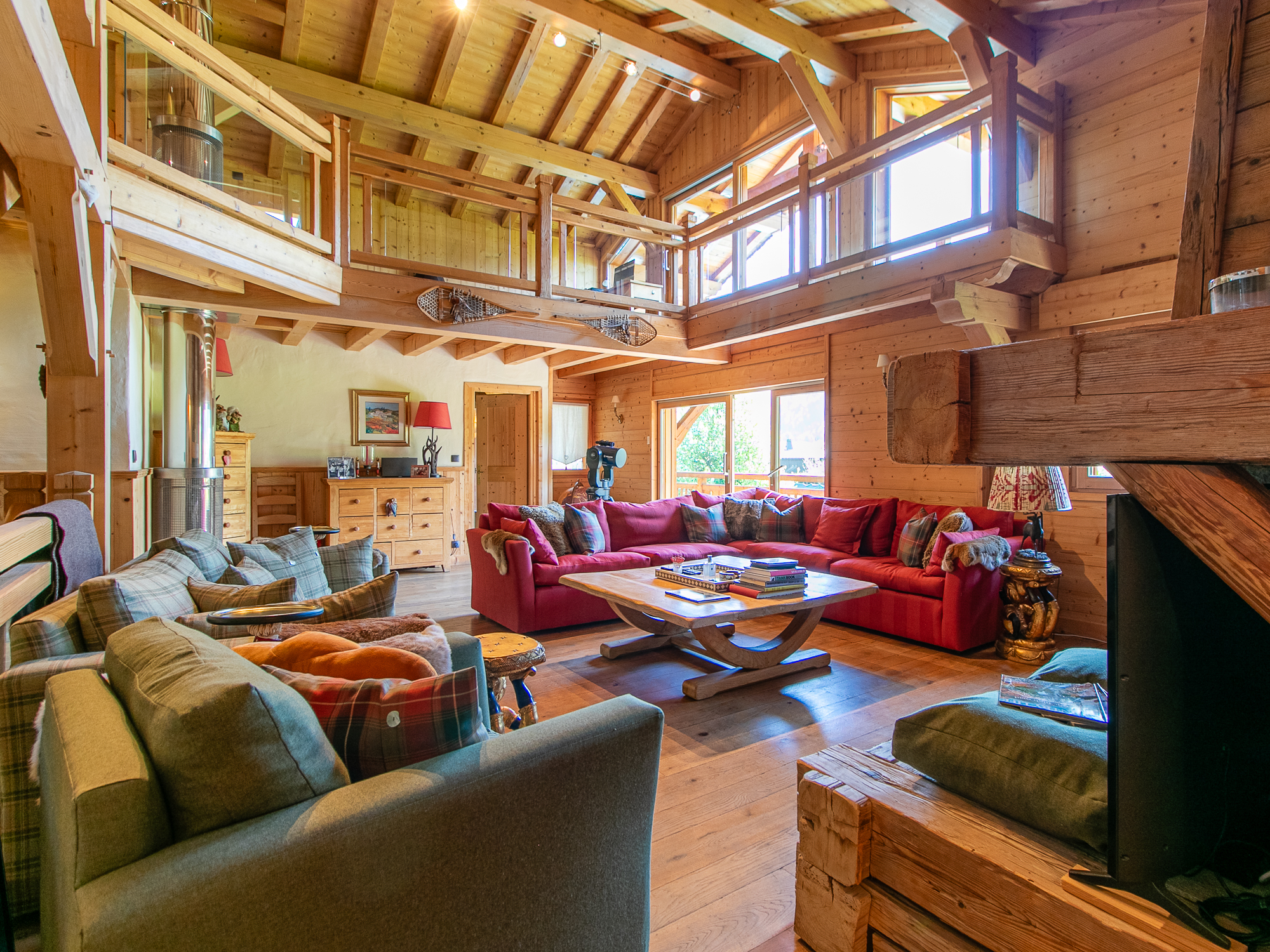 French property for sale in Samoëns, Haute-Savoie - €2,850,000 - photo 