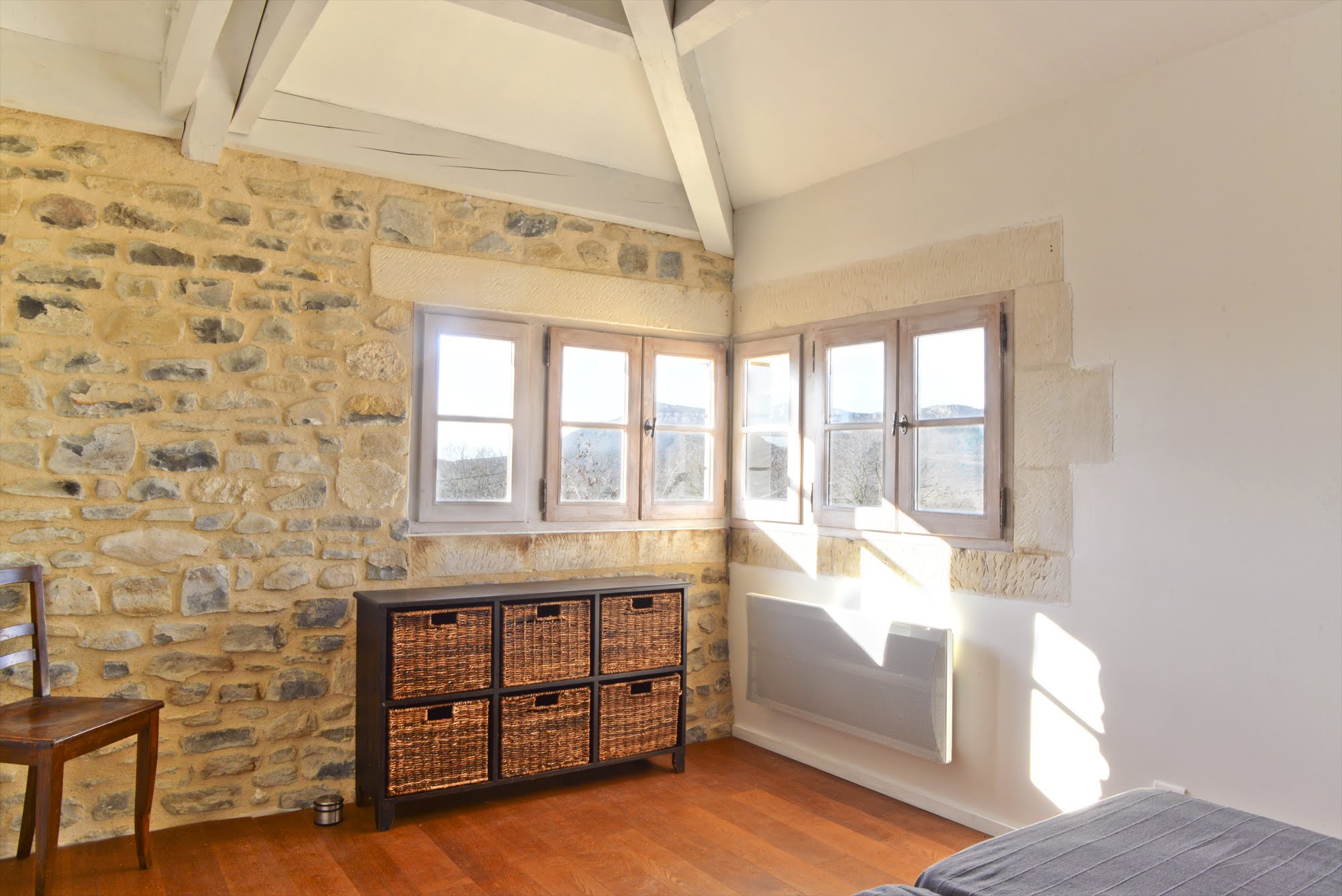 French property for sale in Bouquet, Gard - €779,000 - photo 