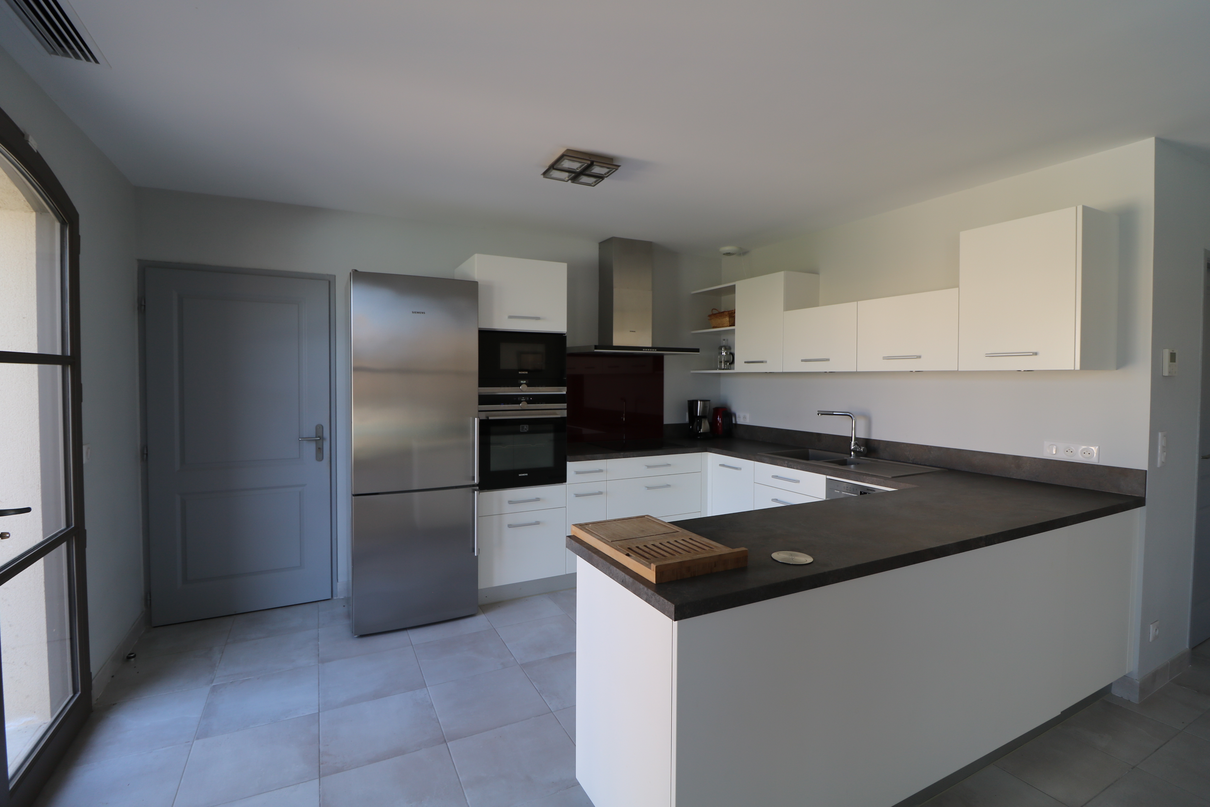 French property for sale in Uzès, Gard - €995,000 - photo 