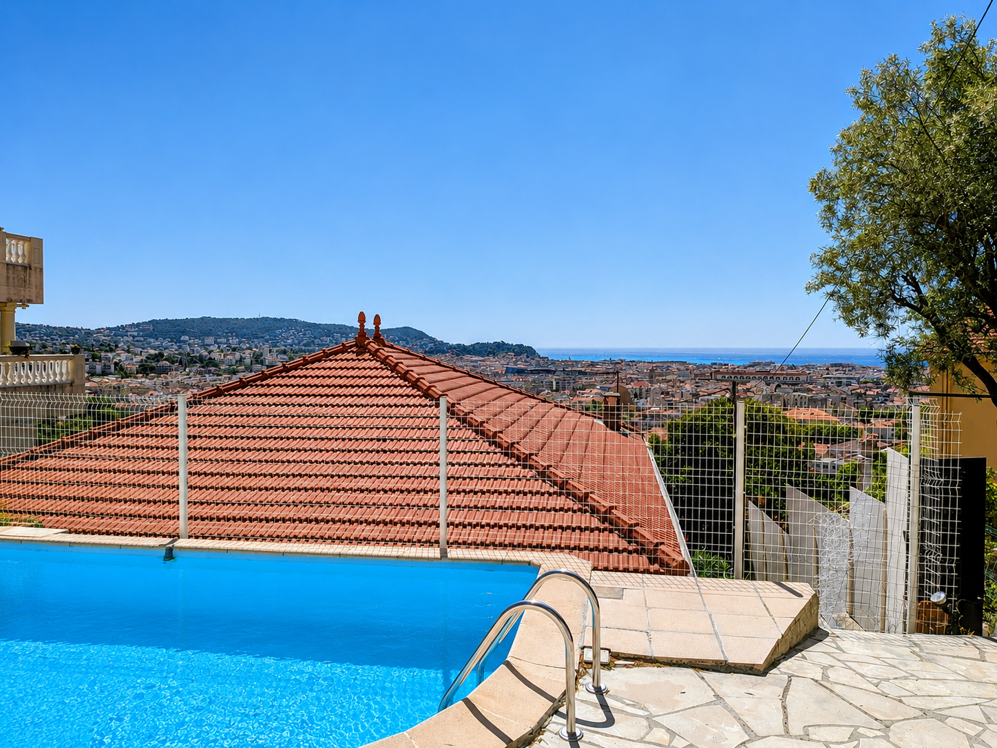 French property for sale in Nice, Alpes-Maritimes - €1,300,000 - photo 